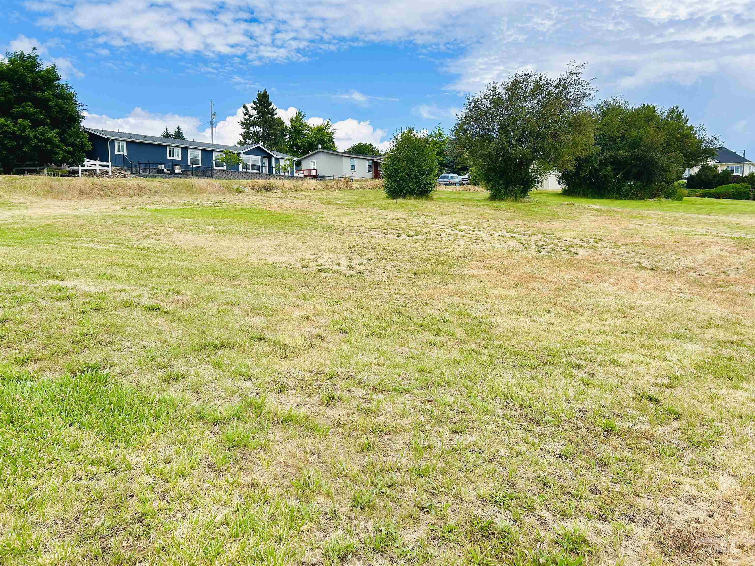 807 & 809 Trestle Drive Property Photo 21