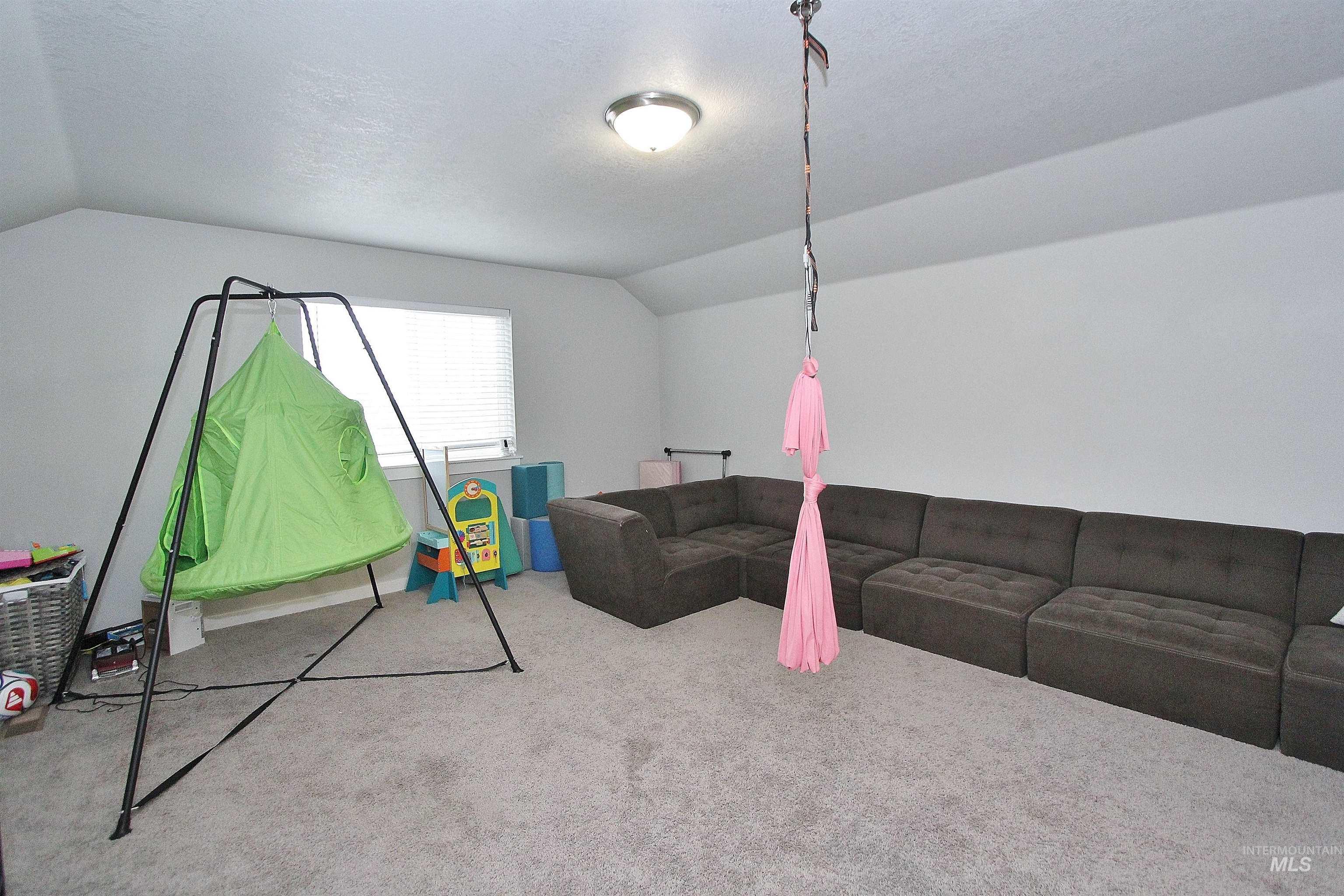 350 Syringa Springs Dr. Property Photo 11