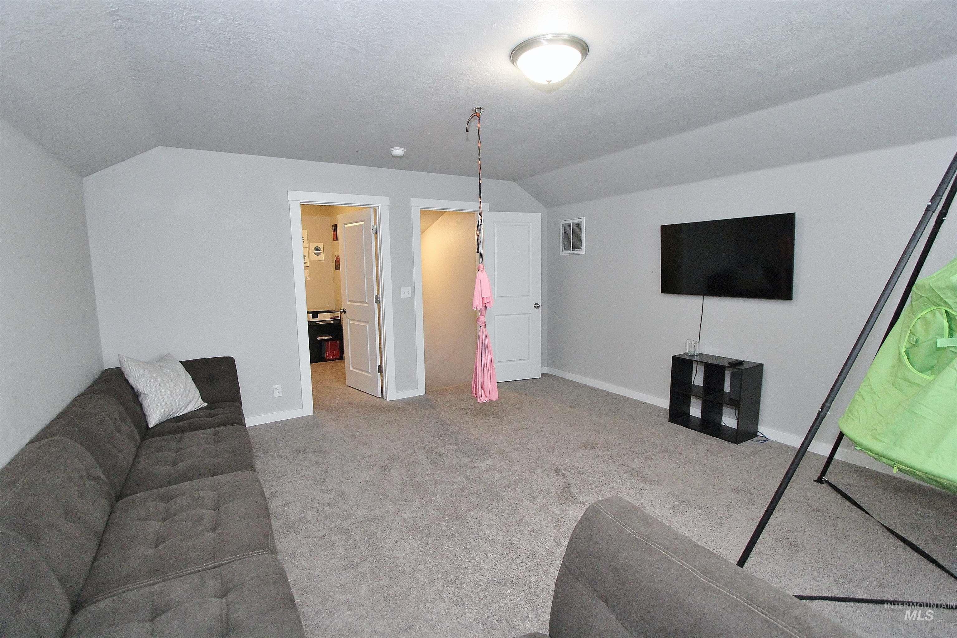350 Syringa Springs Dr. Property Photo 13
