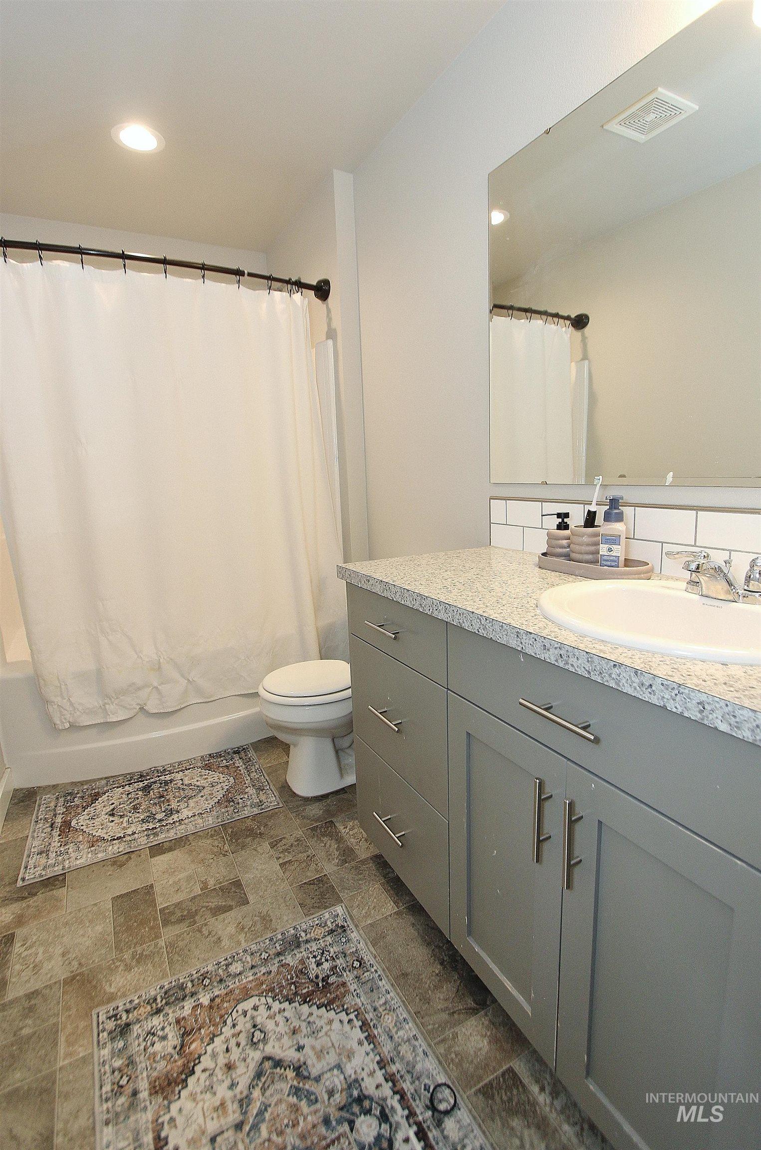 350 Syringa Springs Dr. Property Photo 21