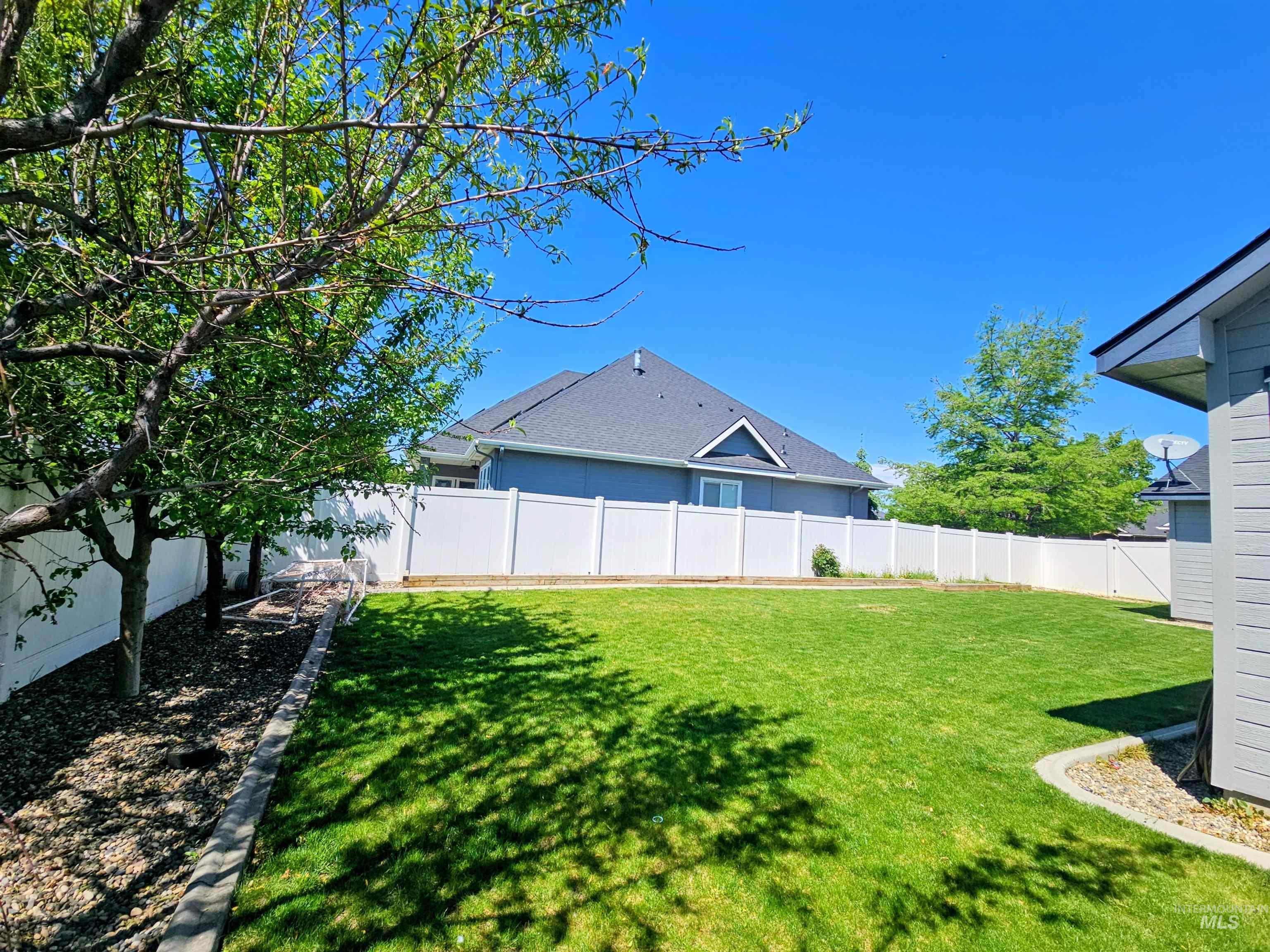 350 Syringa Springs Dr. Property Photo 28