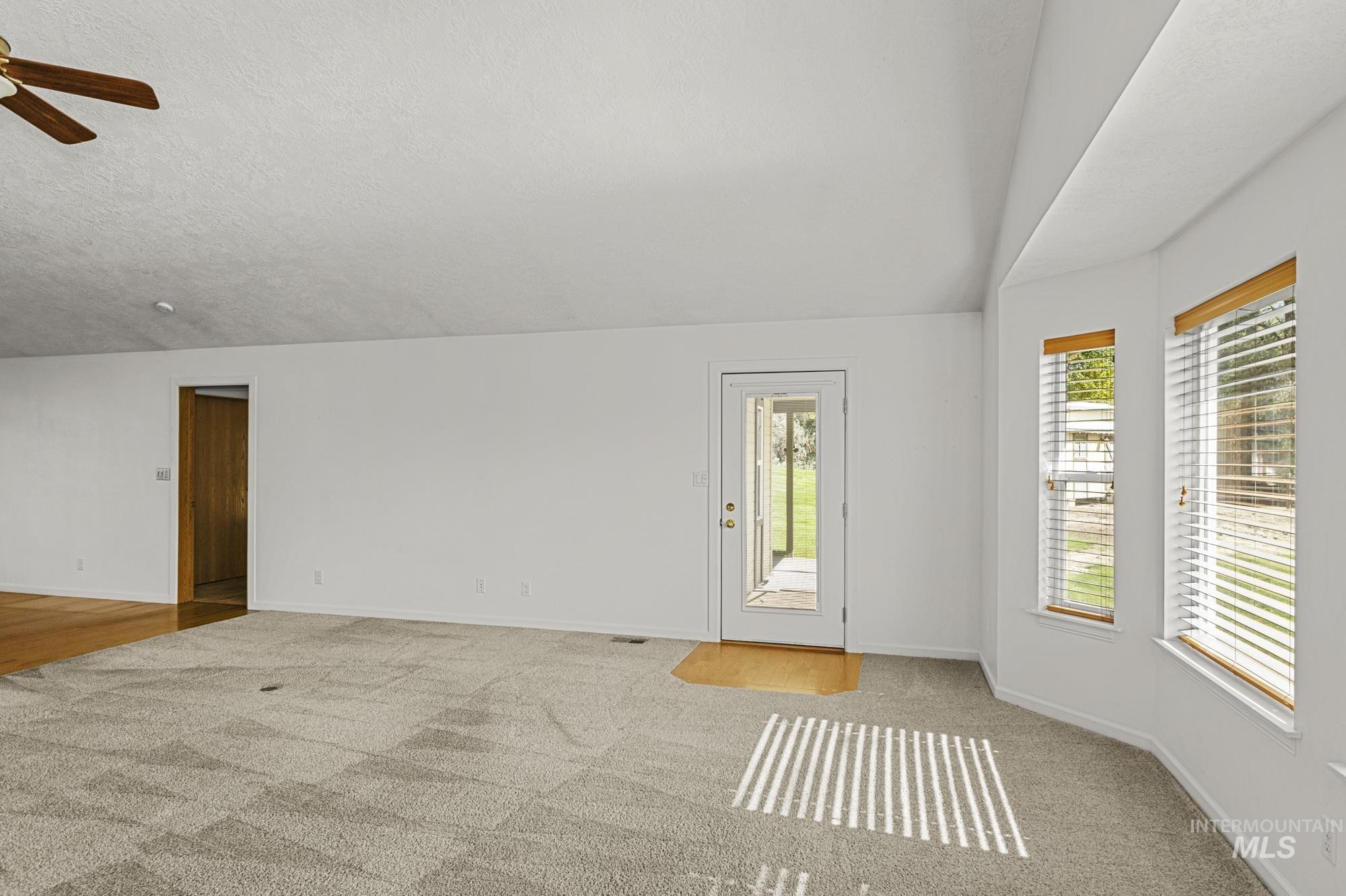 7978 Baseline Rd. Property Photo 11