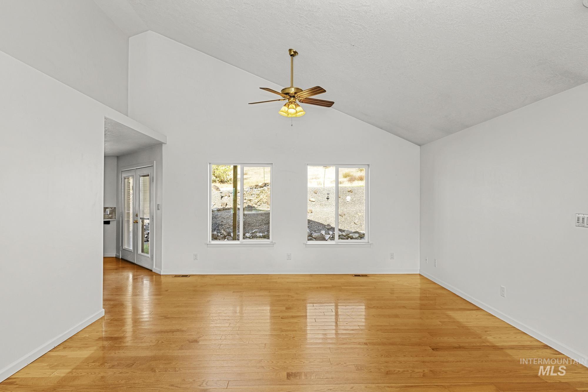 7978 Baseline Rd. Property Photo 14