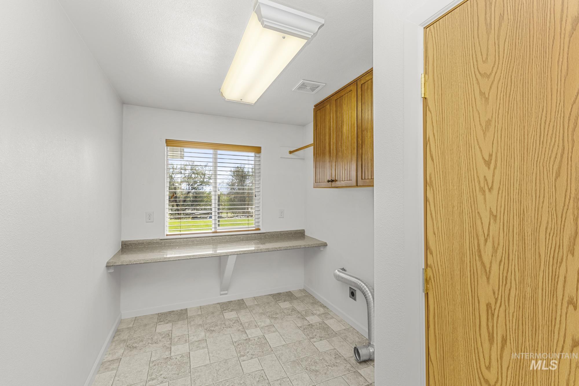 7978 Baseline Rd. Property Photo 21