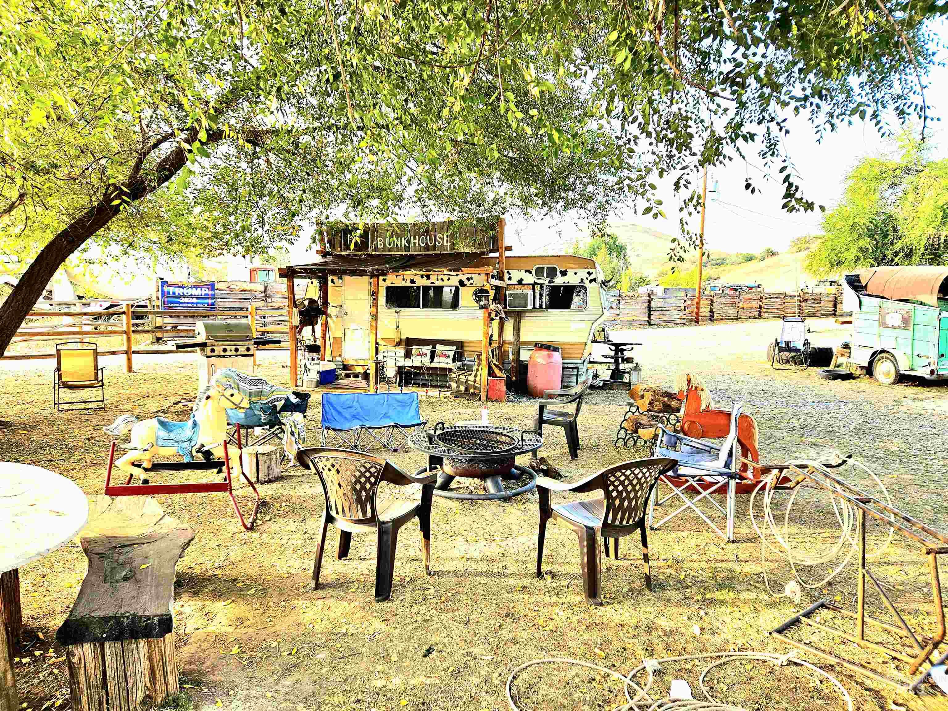 98971571 Property Photo 5
