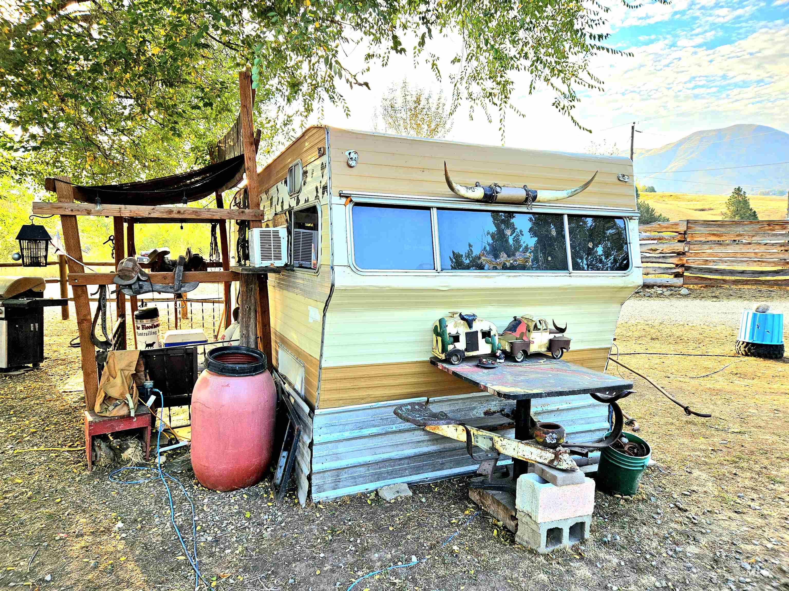 98971571 Property Photo 6