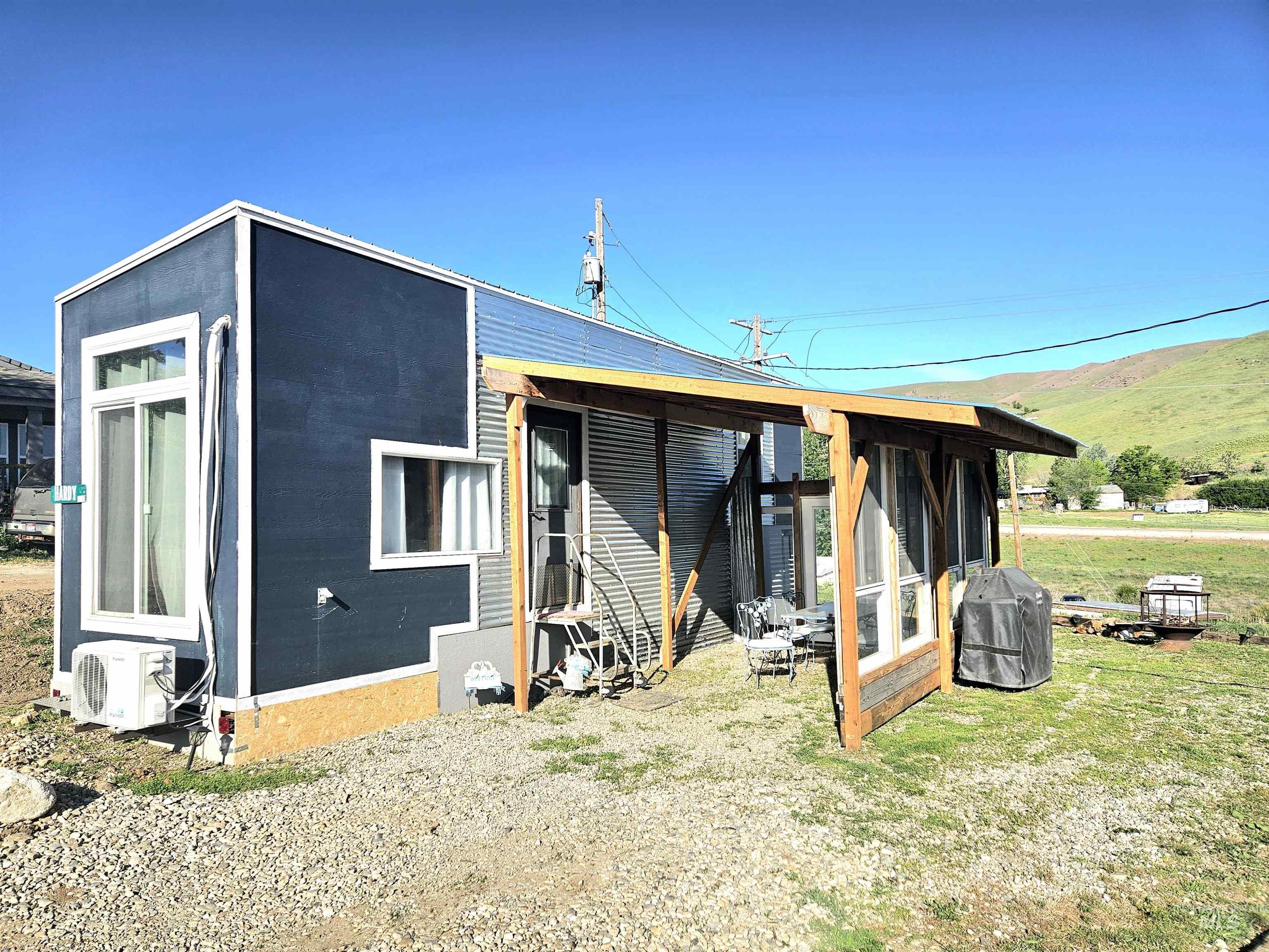 98971571 Property Photo 14