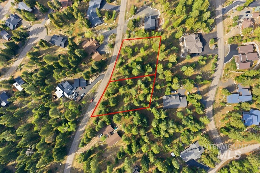 1435 Majestic View Dr Property Photo 3
