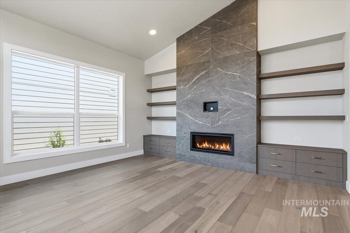 11733 N Rabbitbrush Way Property Photo 8