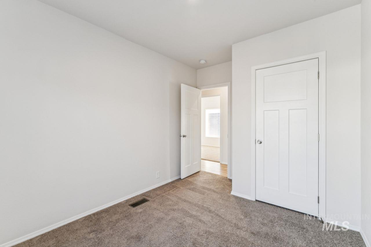 2750 Alden Rd. Property Photo 13