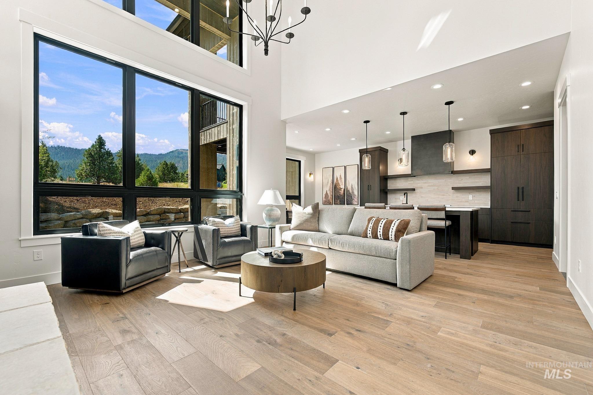 2 Dockside Circle Property Photo 2