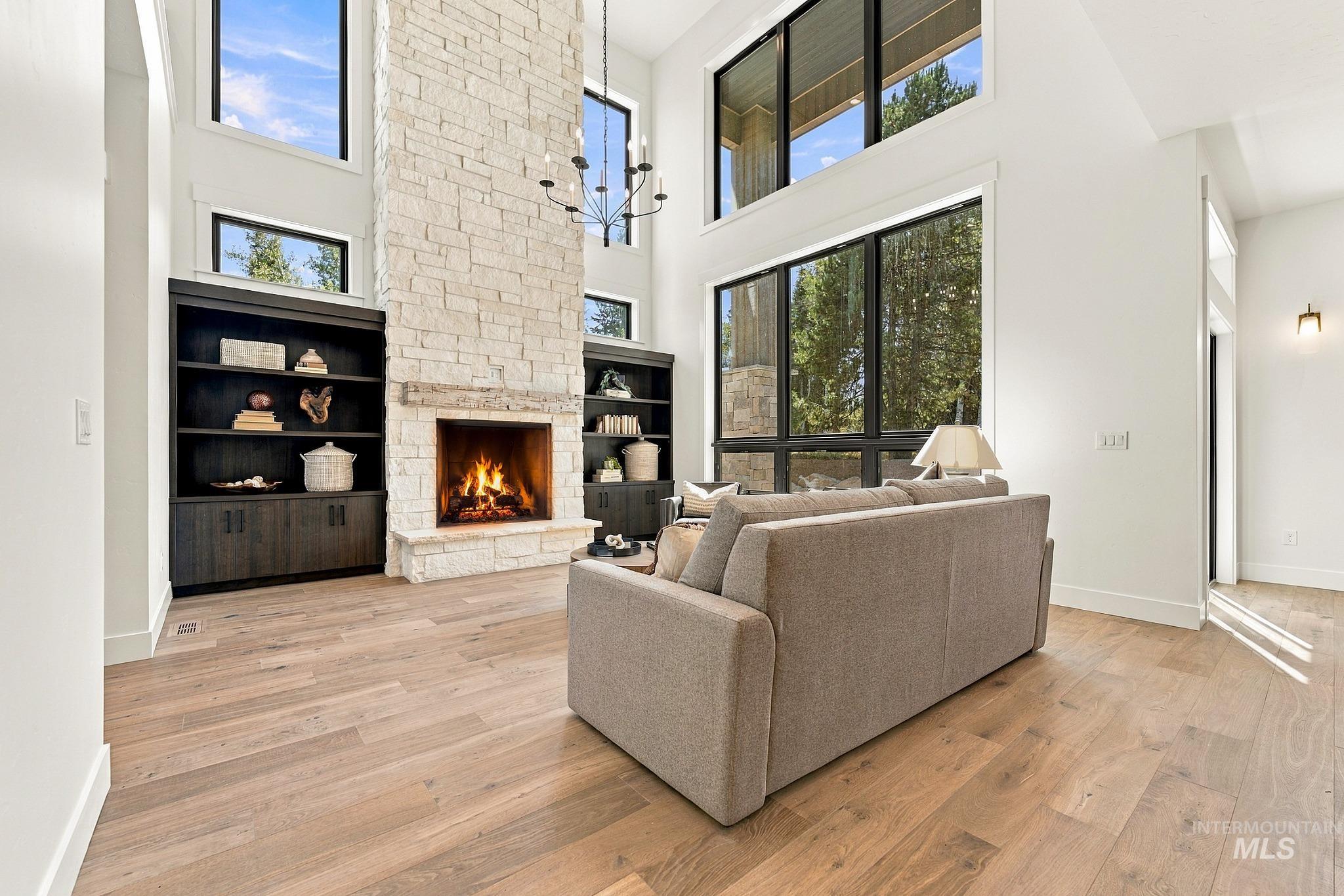 2 Dockside Circle Property Photo 3