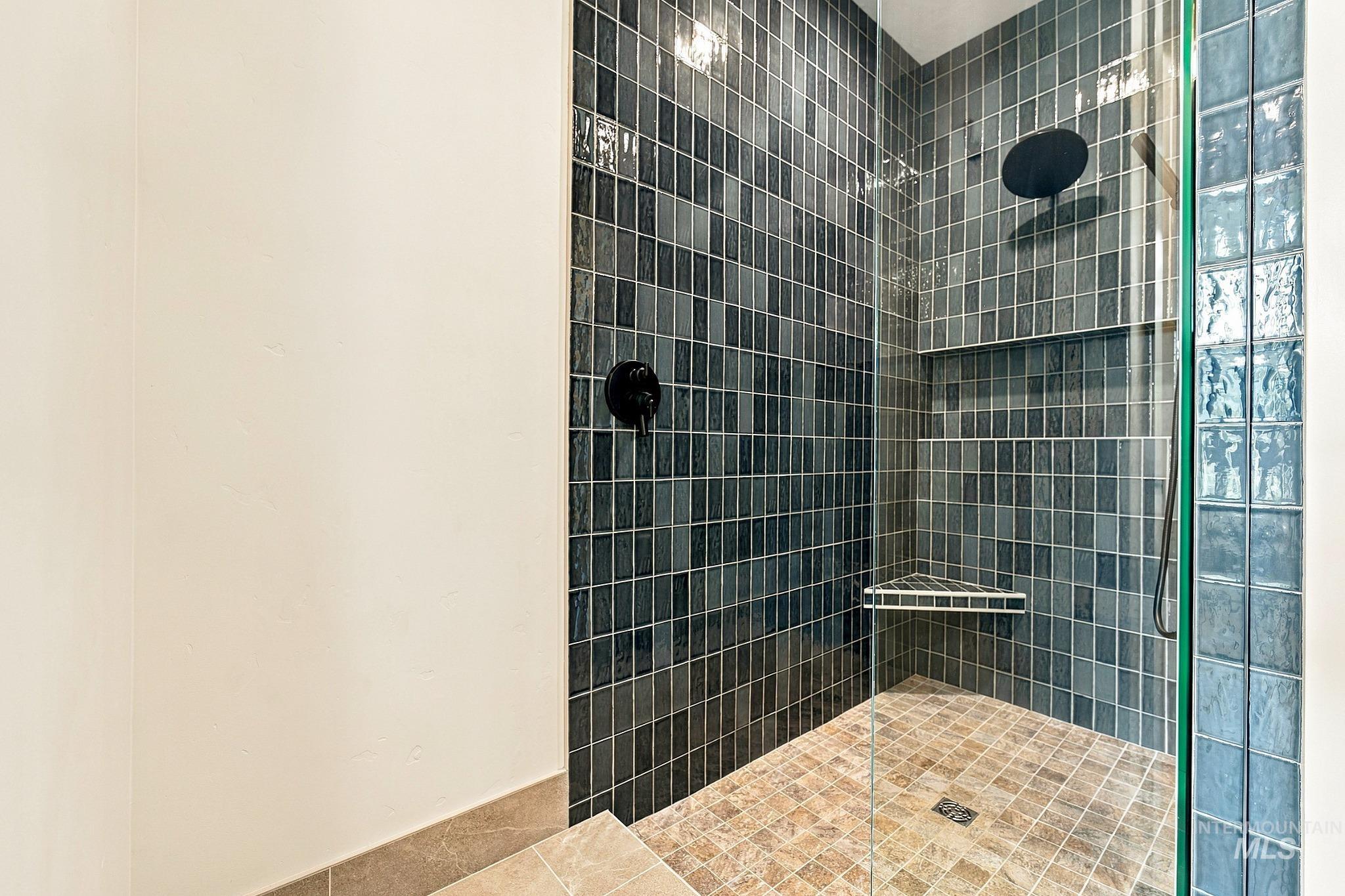 2 Dockside Circle Property Photo 15