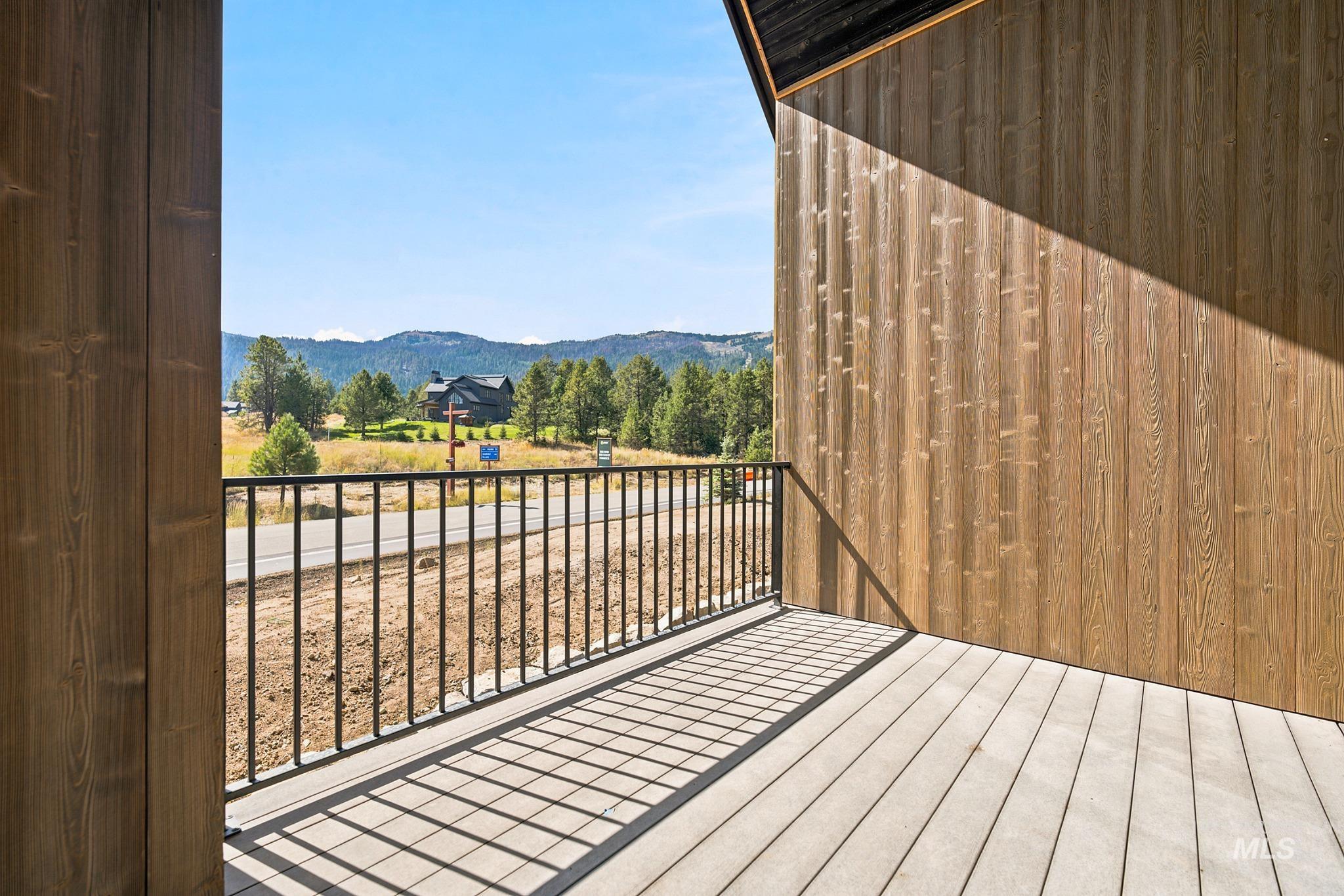 2 Dockside Circle Property Photo 17