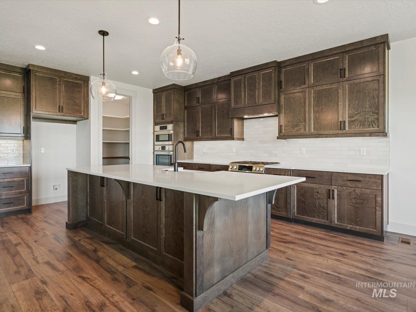 6952 E Chicken Hawk Loop Property Photo 6