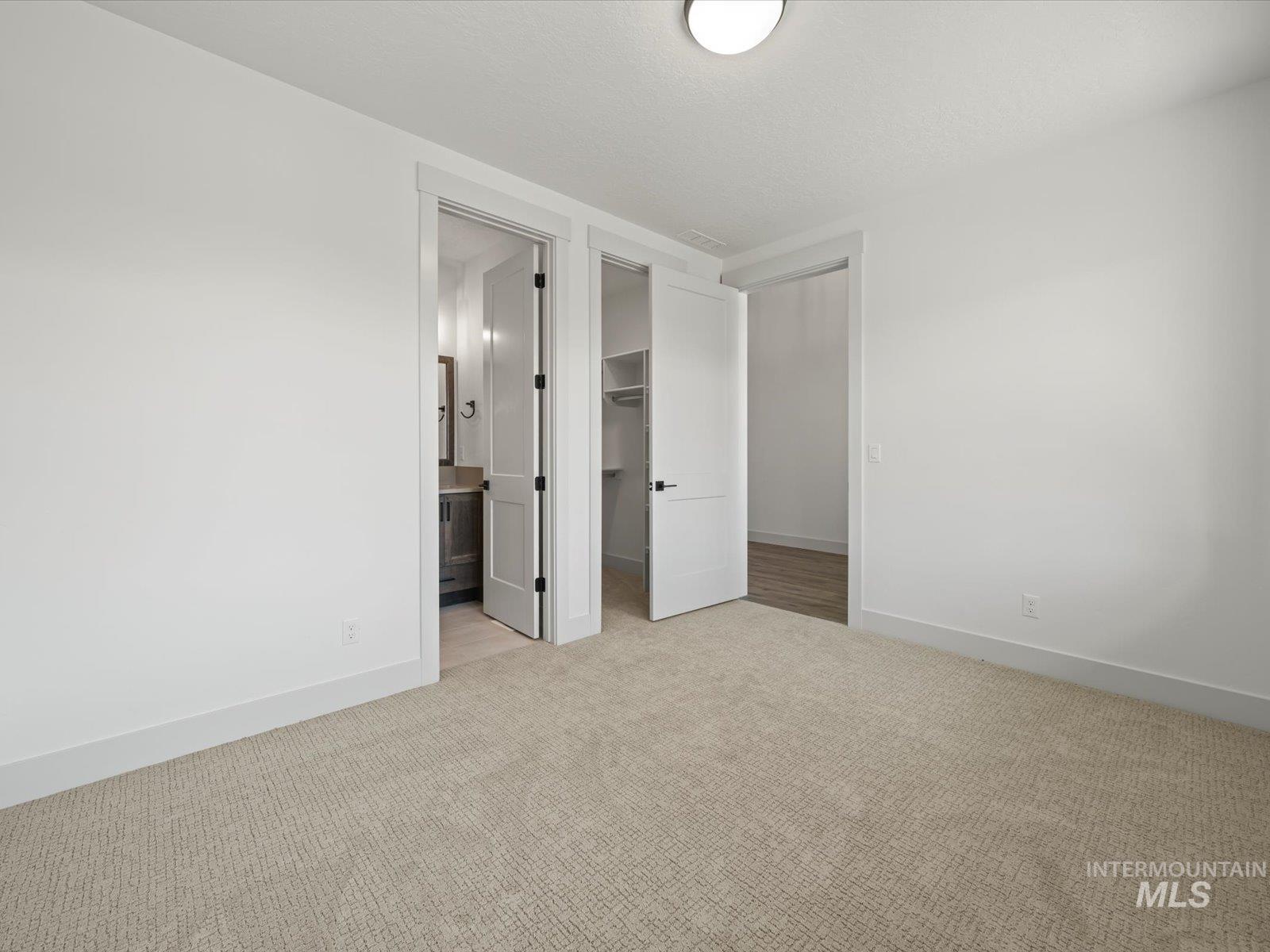 6952 E Chicken Hawk Loop Property Photo 32
