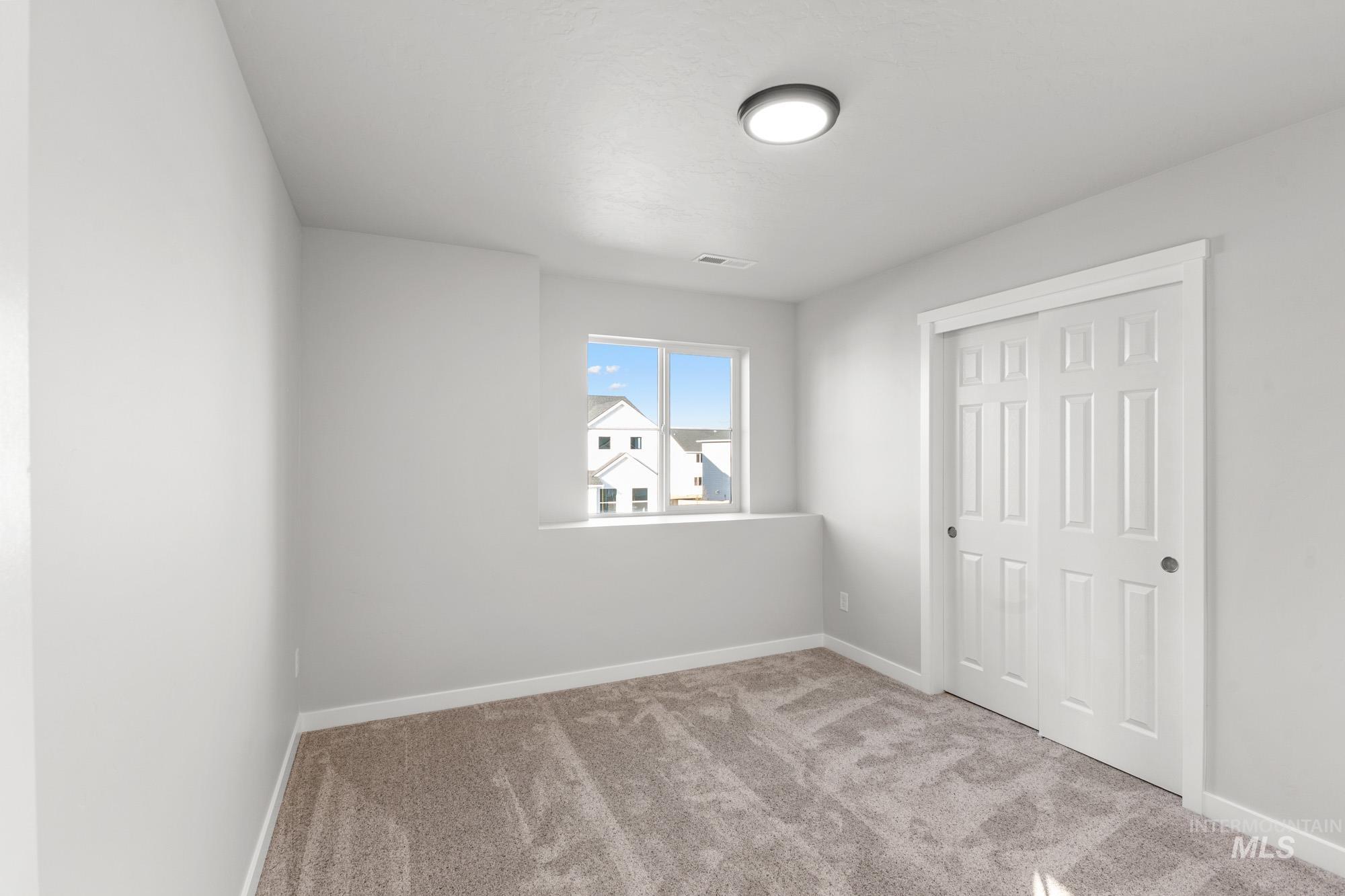 13713 Judson St Property Photo 14