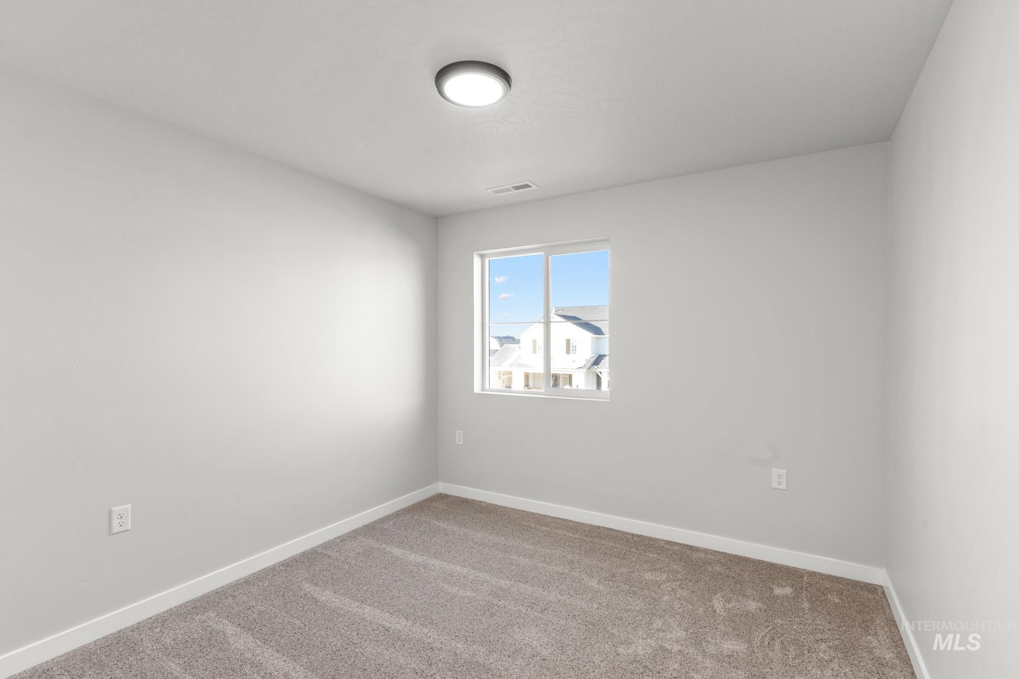 13713 Judson St Property Photo 15