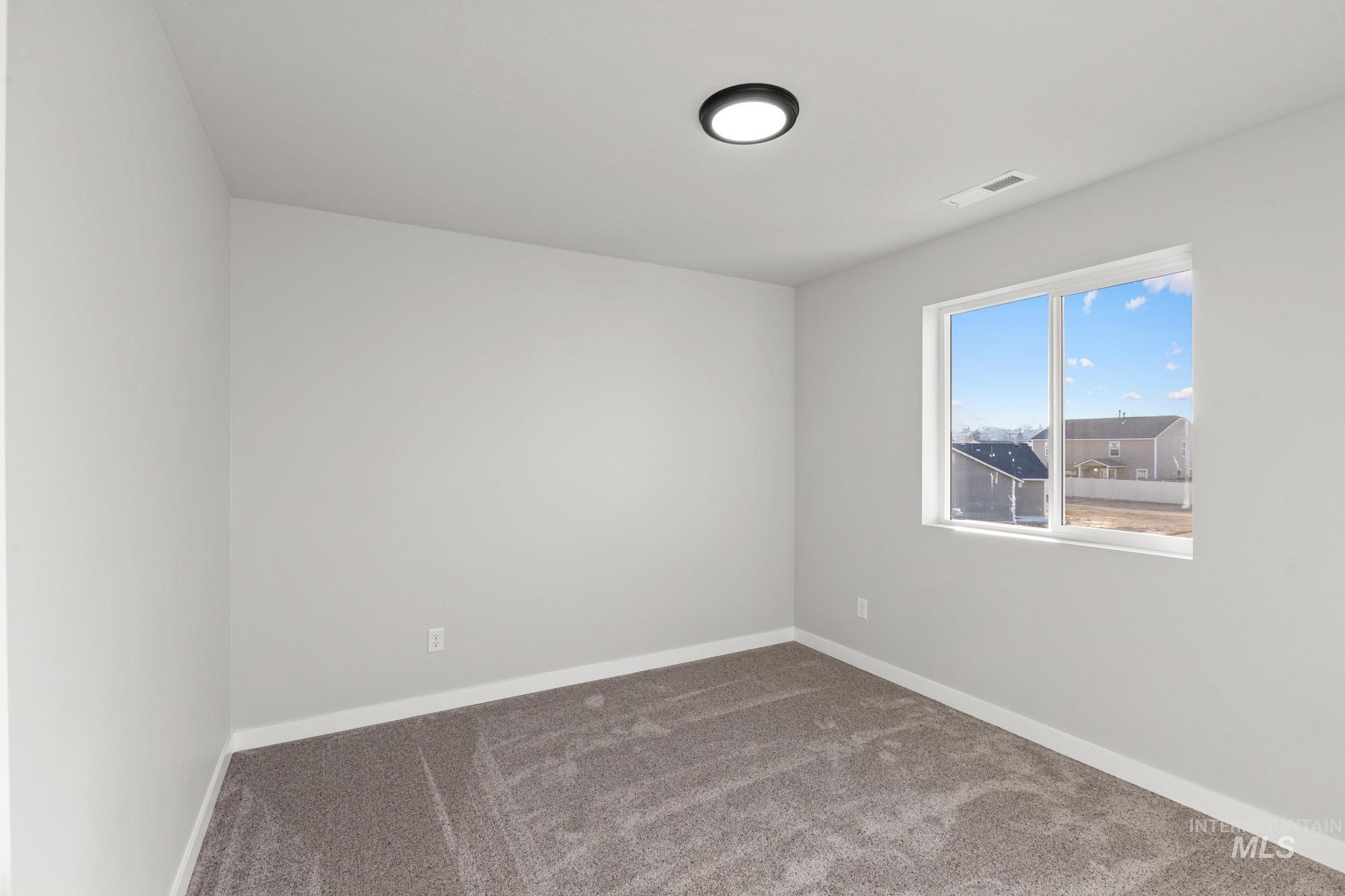13713 Judson St Property Photo 16