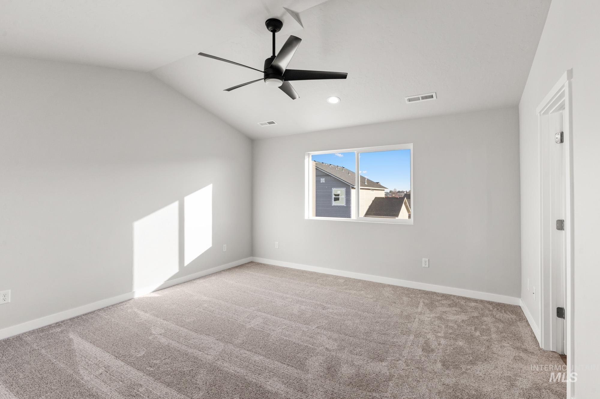 13713 Judson St Property Photo 19