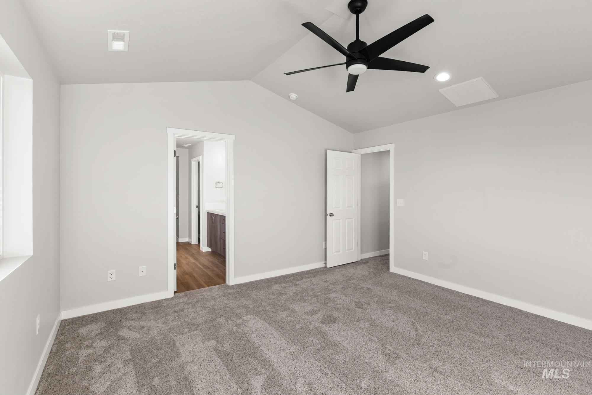13713 Judson St Property Photo 20