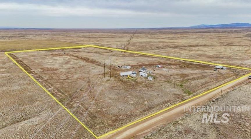 22375 Ditto Creek Rd Property Photo 4