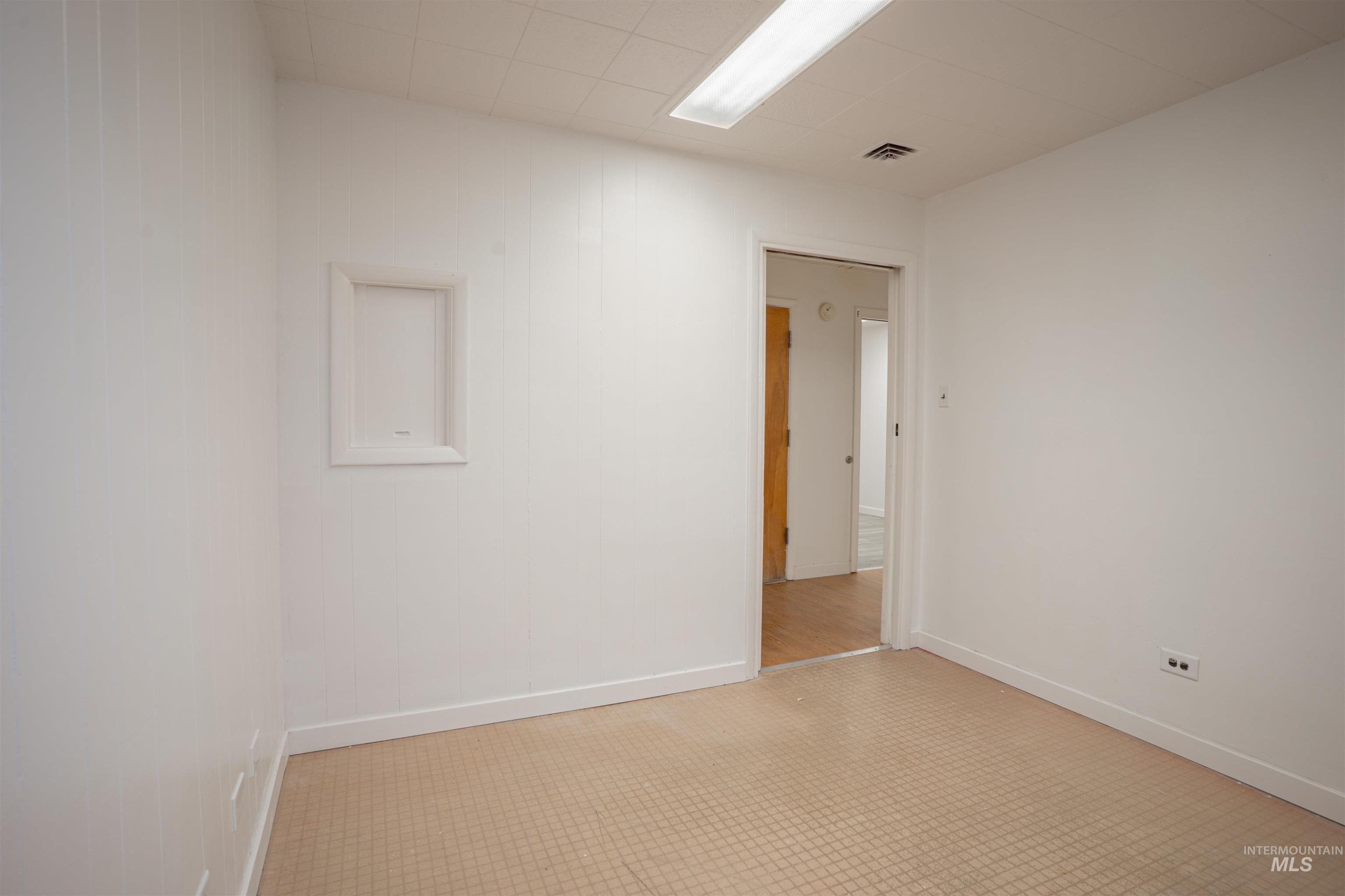 664 Shoup Ave W Property Photo 25