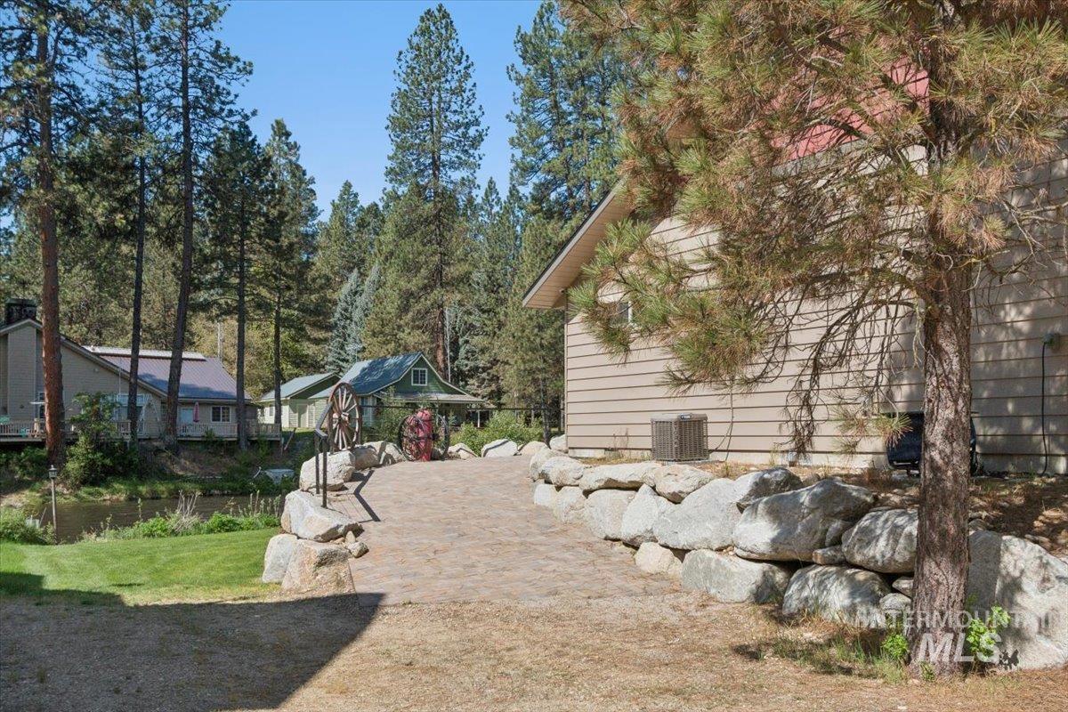 36 Kevins Way Property Photo 11