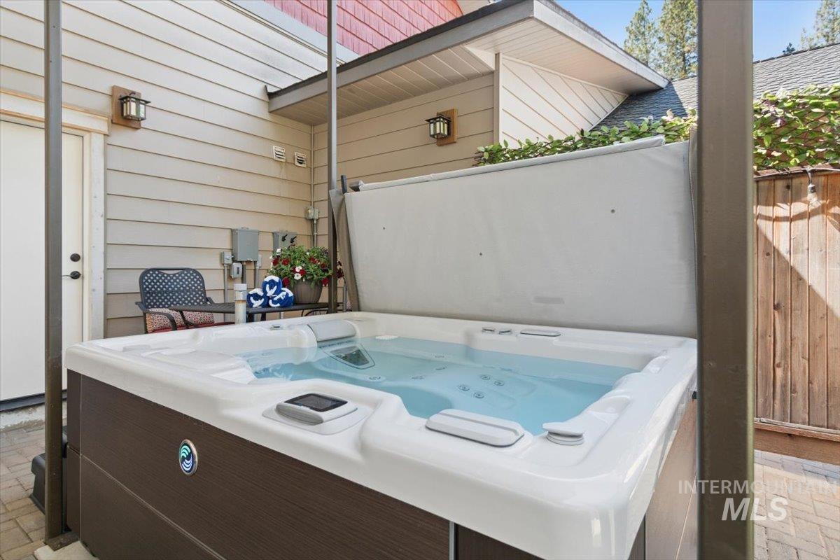 36 Kevins Way Property Photo 13