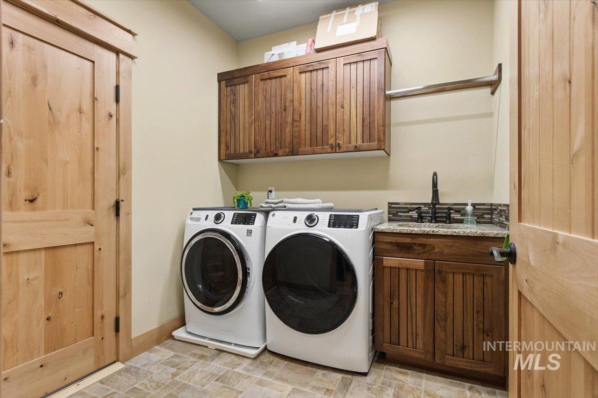 36 Kevins Way Property Photo 30