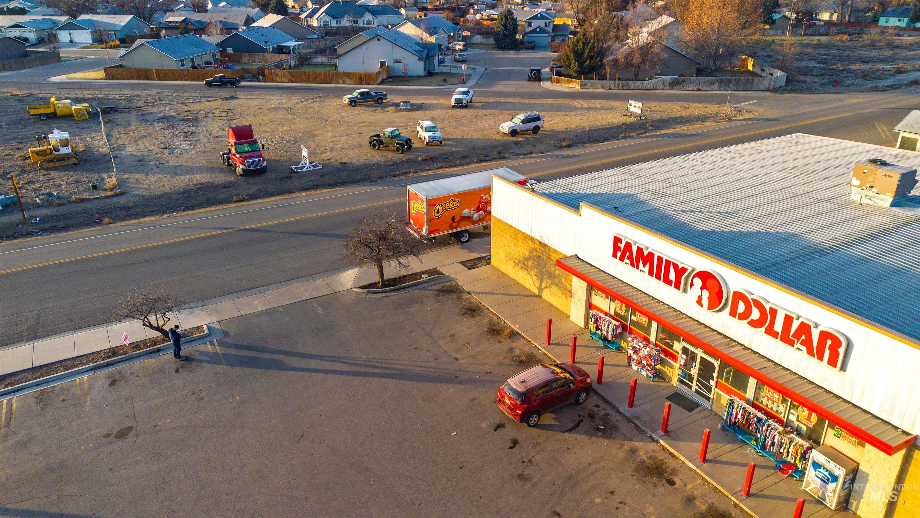 315 W Idaho Property Photo 5