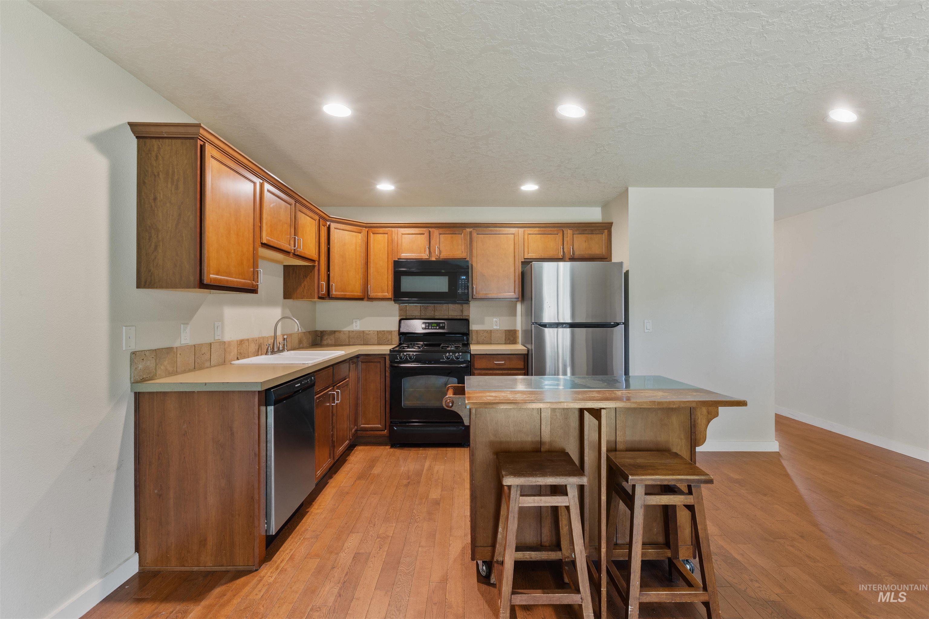 2209 S Amy Property Photo 15