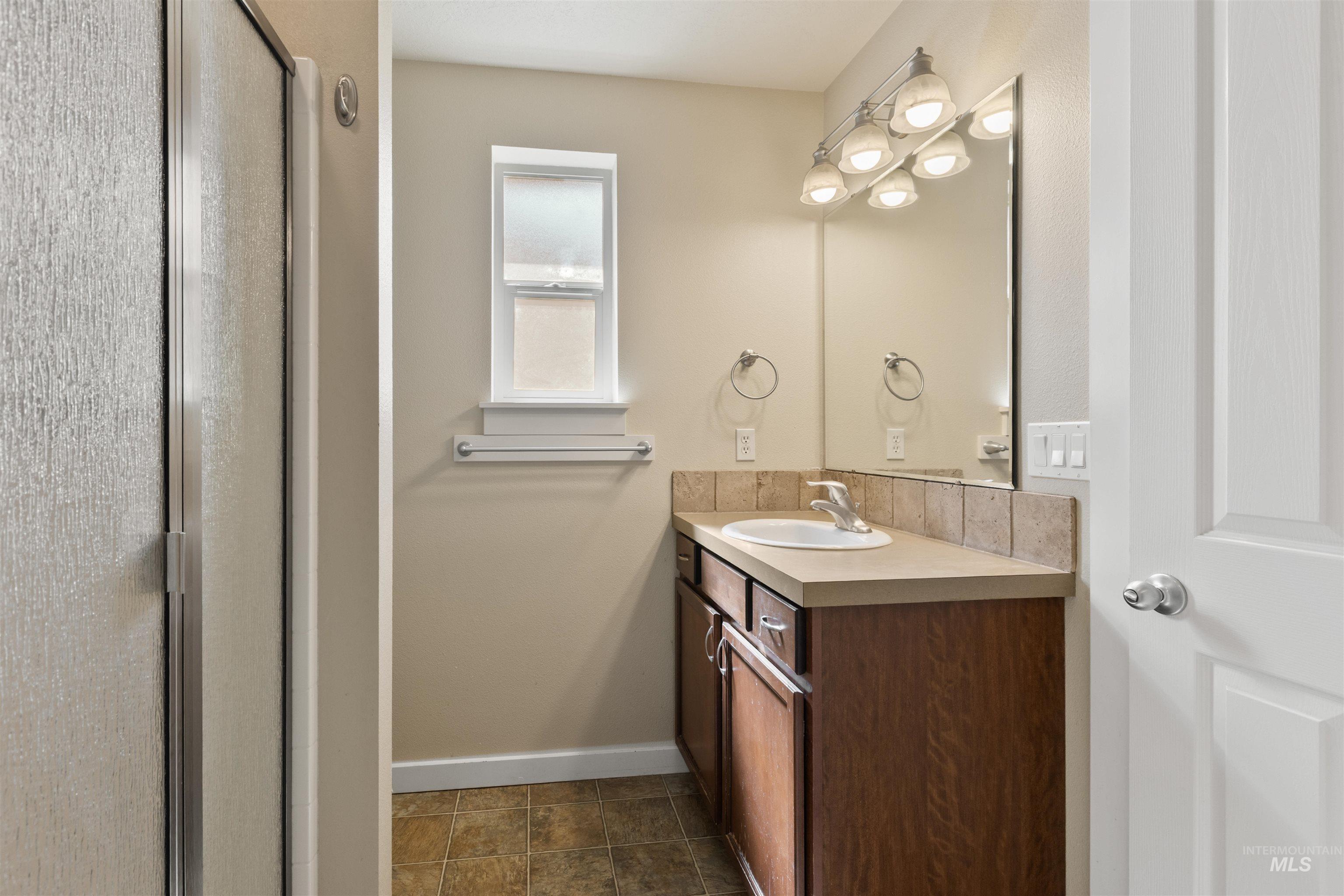 2209 S Amy Property Photo 22