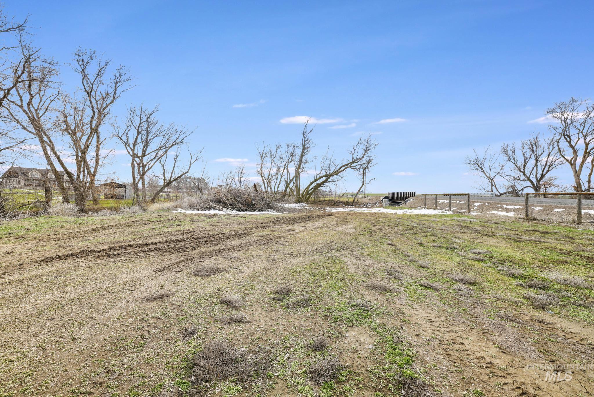 Tbd 2100 E Property Photo 6