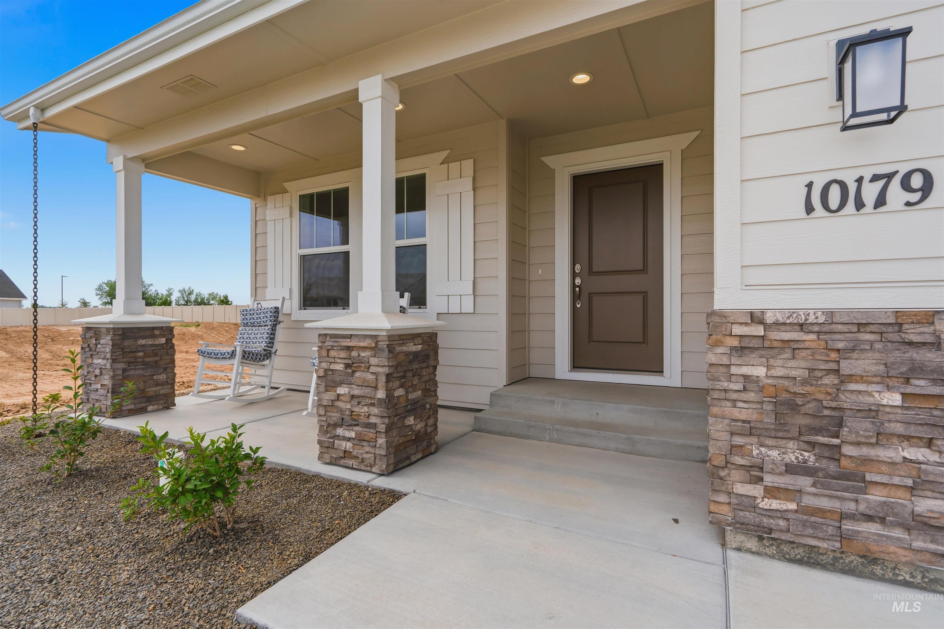 10179 Bellevue Ridge St Property Photo 2