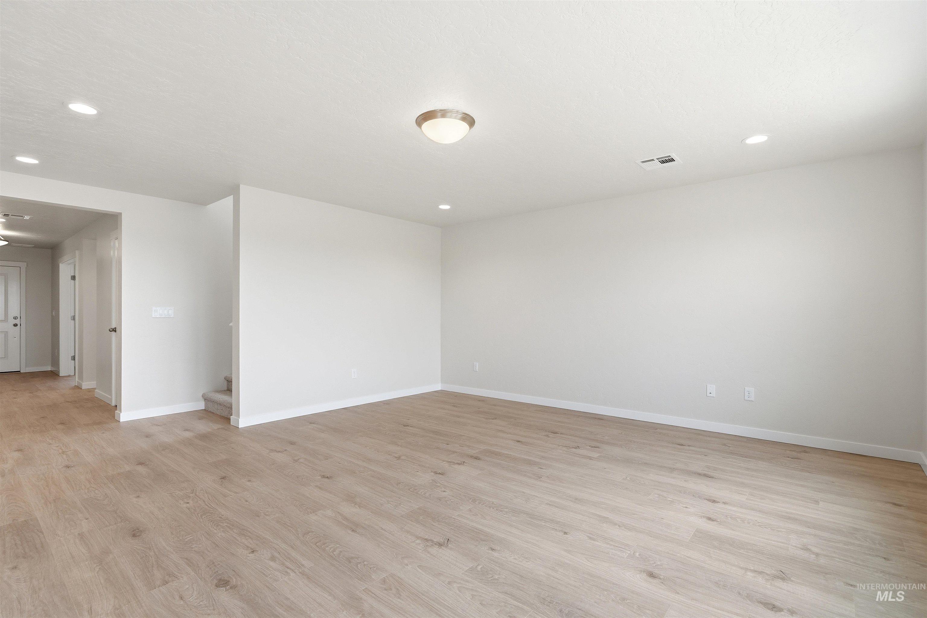 10179 Bellevue Ridge St Property Photo 15