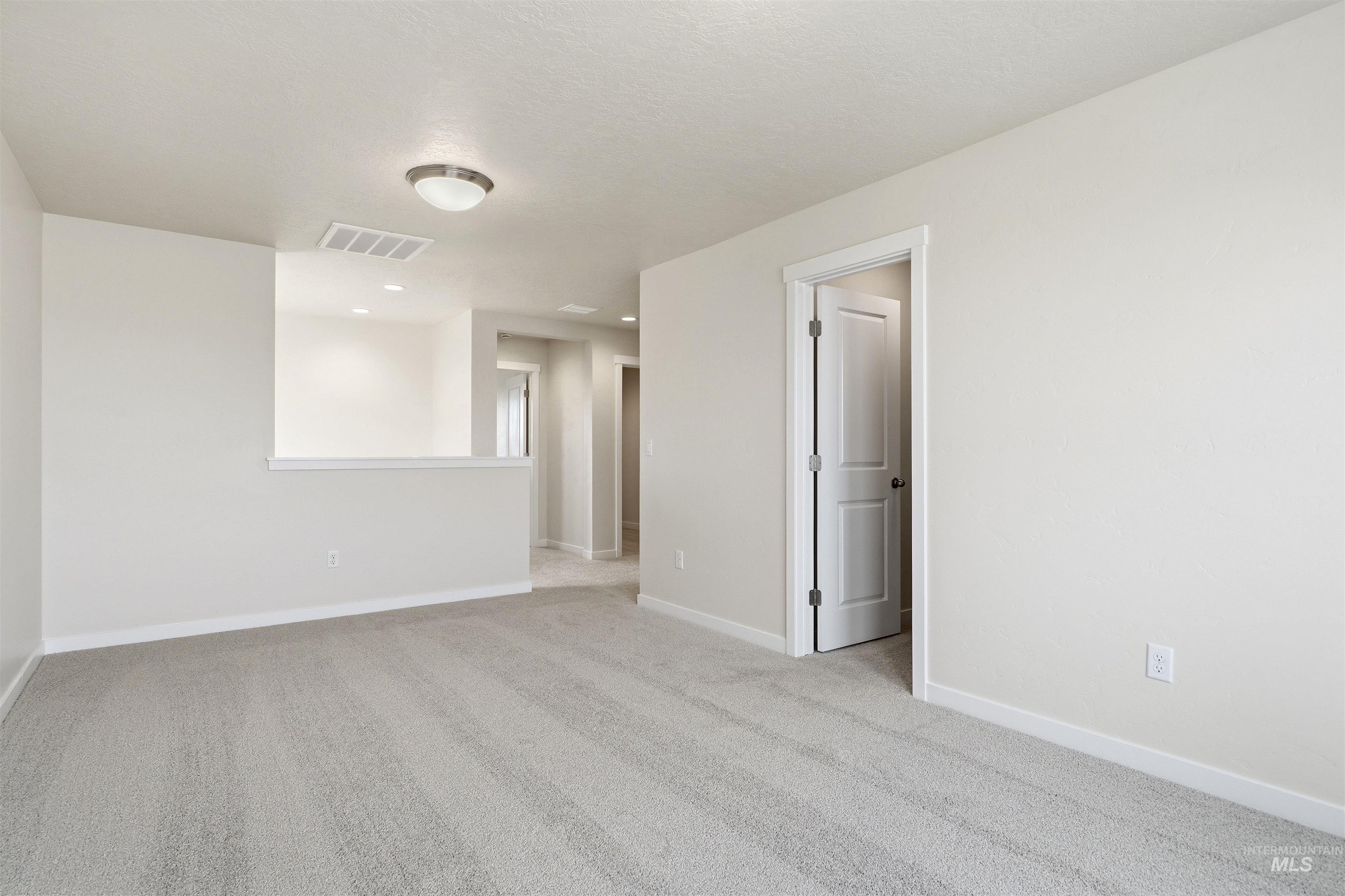 10179 Bellevue Ridge St Property Photo 32