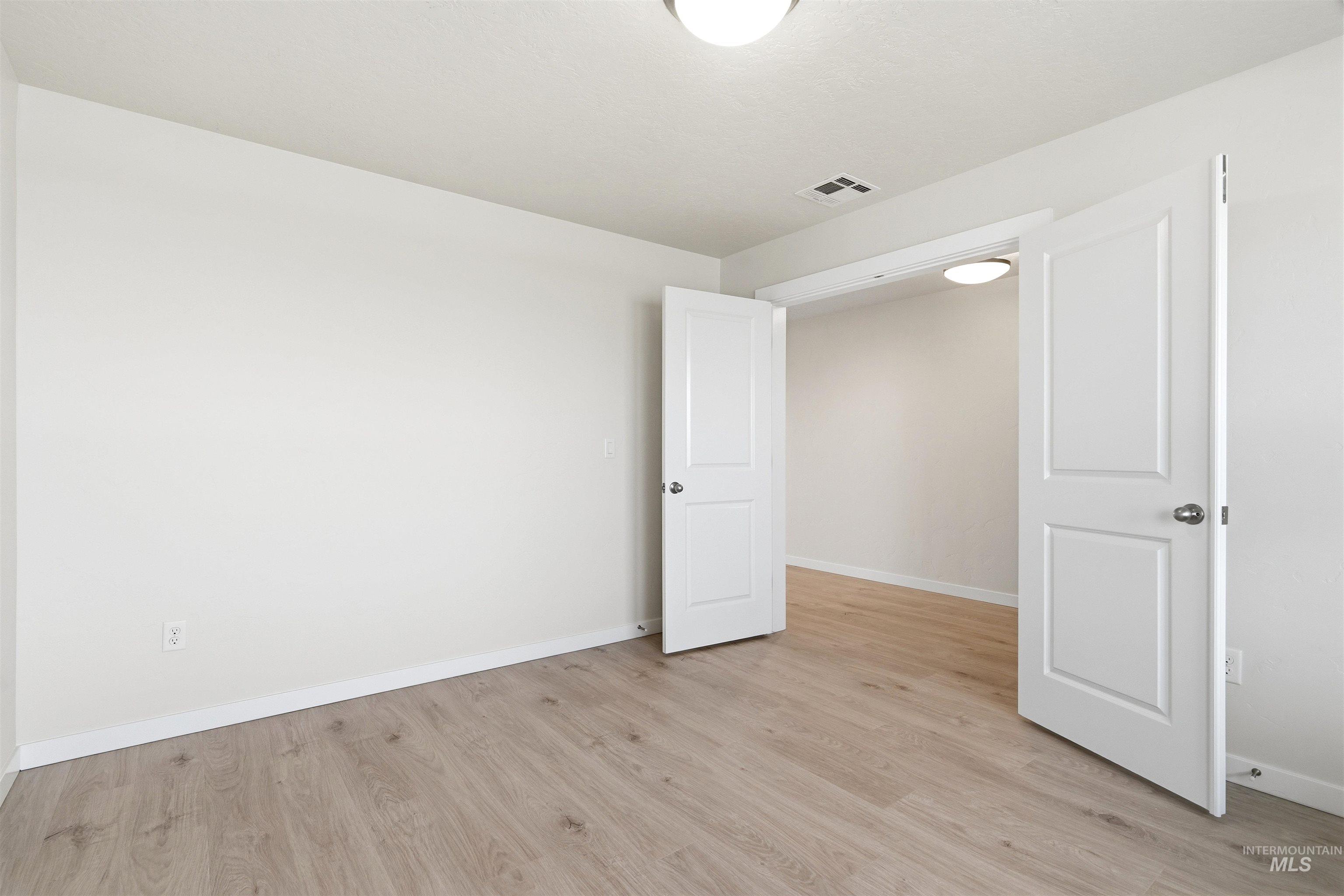10179 Bellevue Ridge St Property Photo 37