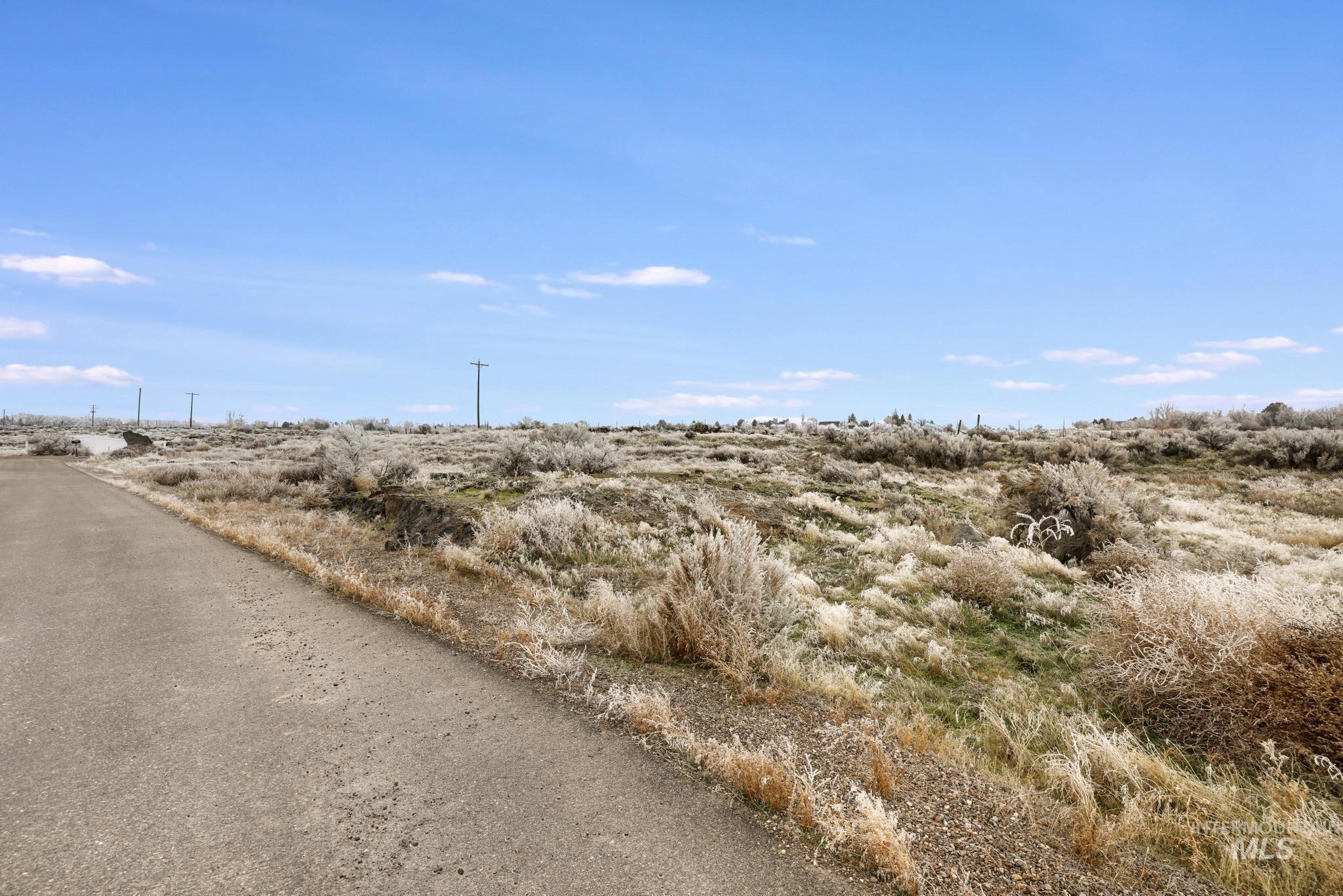 3419 E 4058 N Property Photo 11