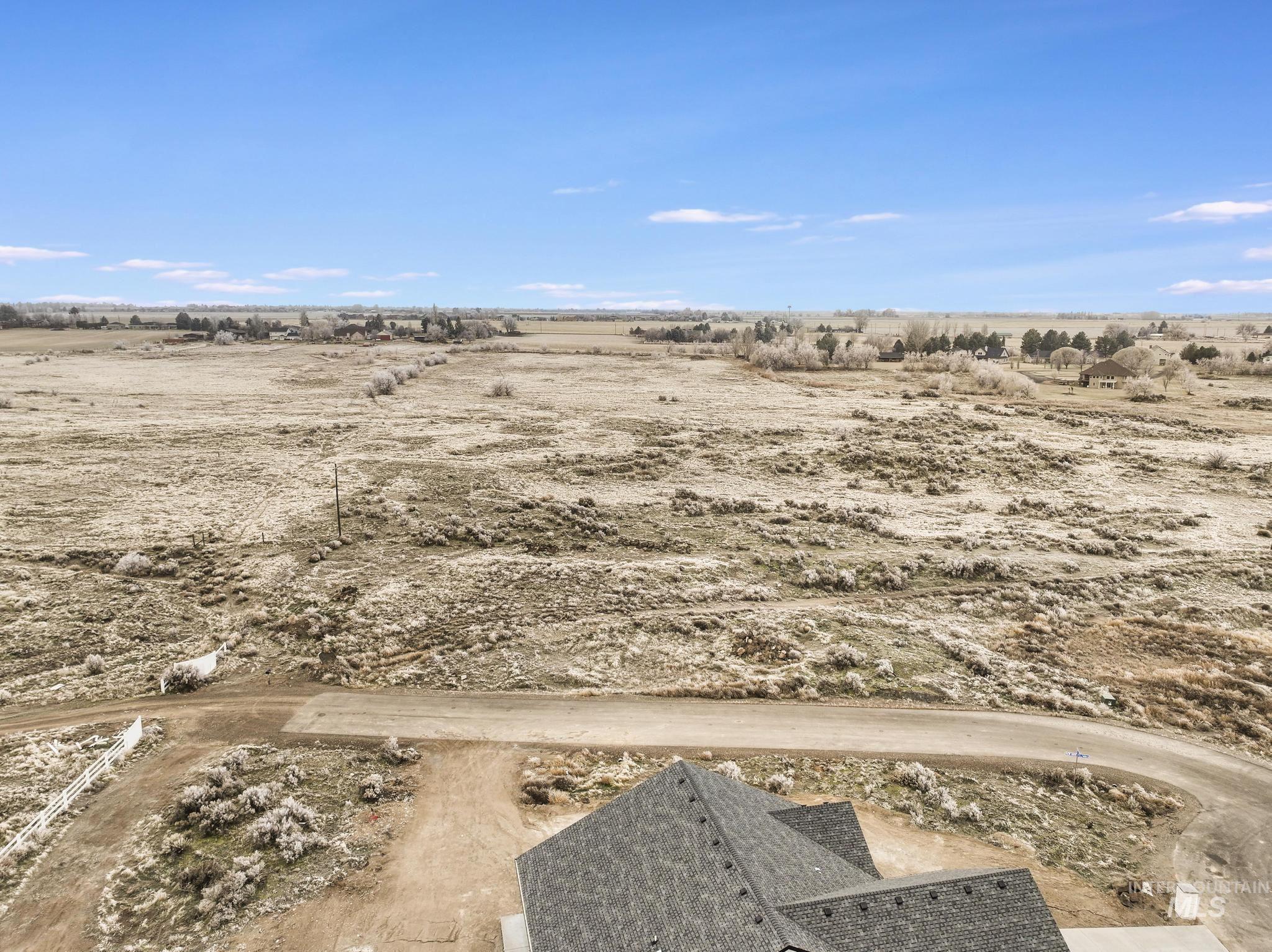 3419 E 4058 N Property Photo 15