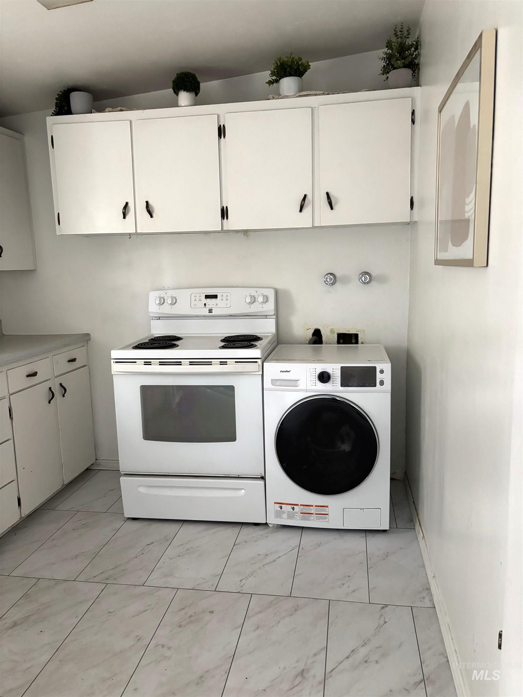 675 S 13th E Property Photo 5