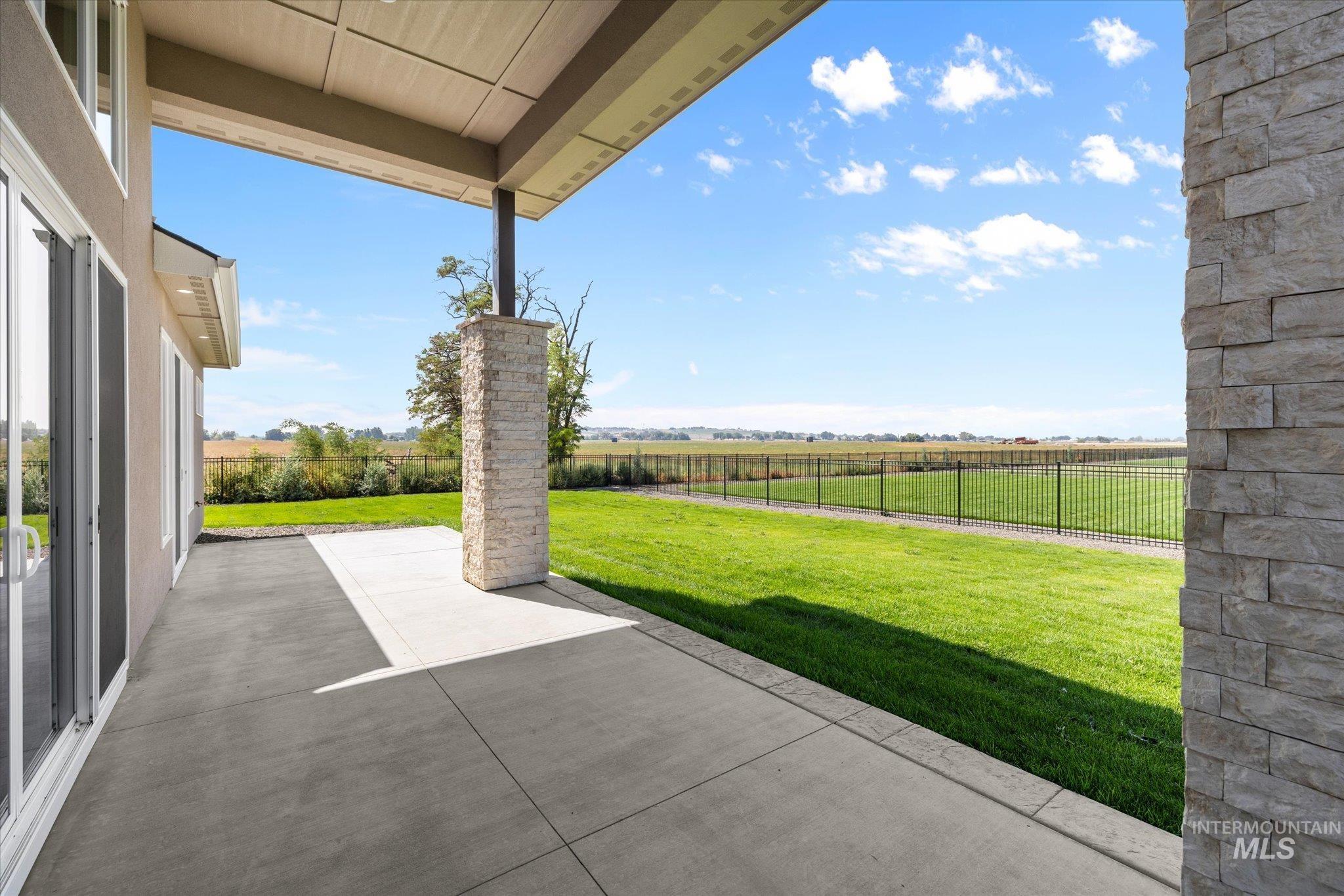 7265 E Red Kite St Property Photo 7