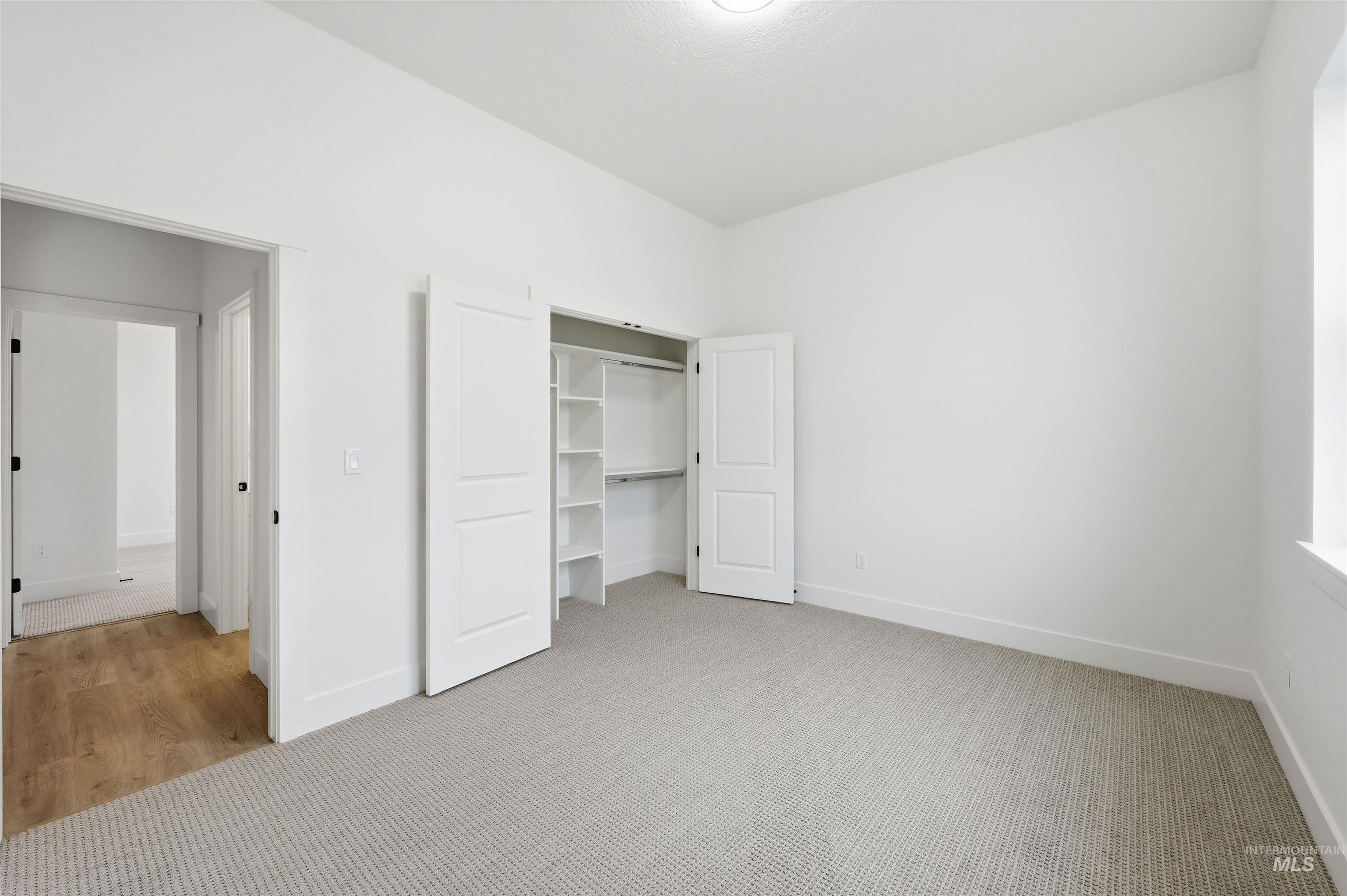 495 W Millstone St Property Photo 21