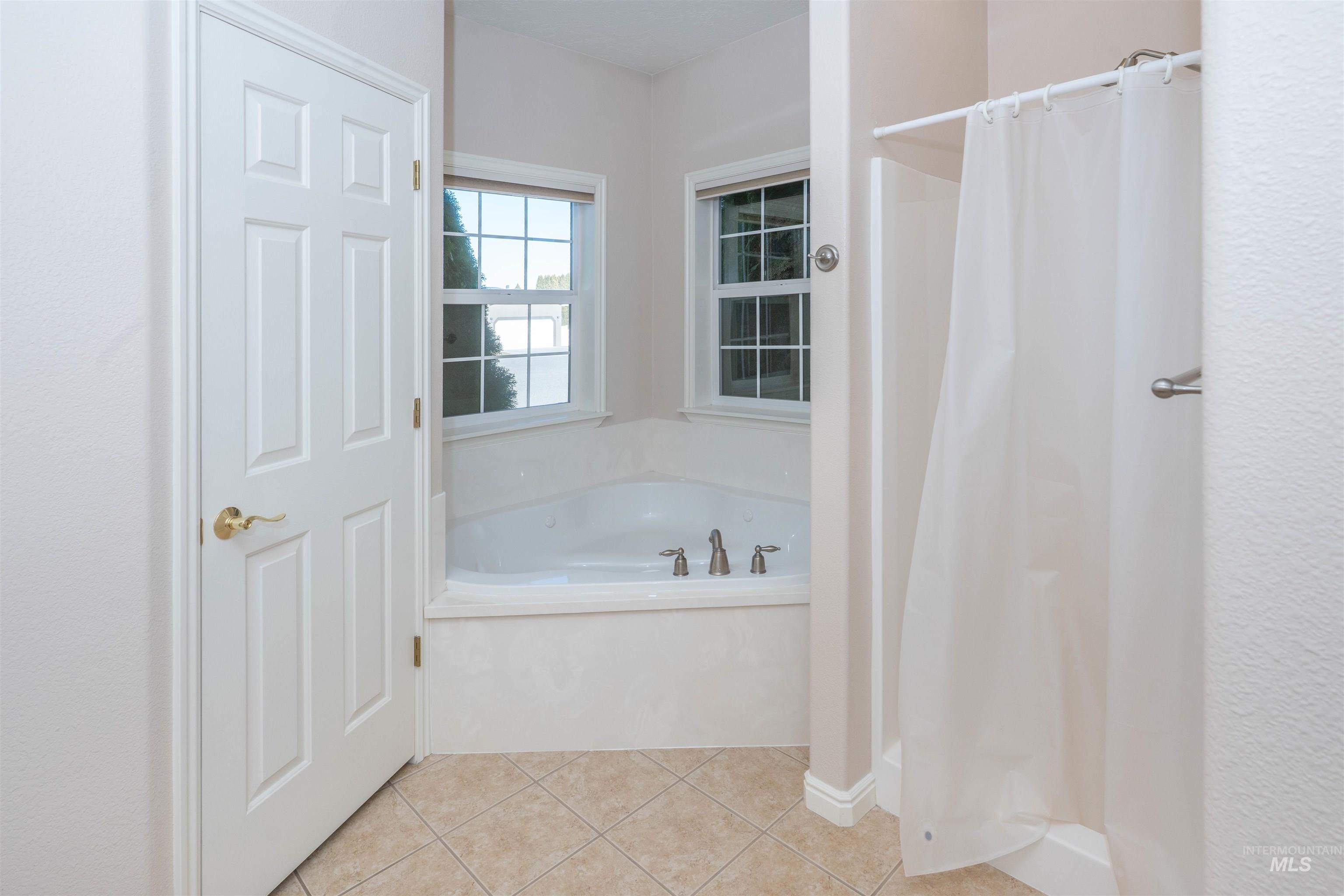 431 Pratt Pl Property Photo 13