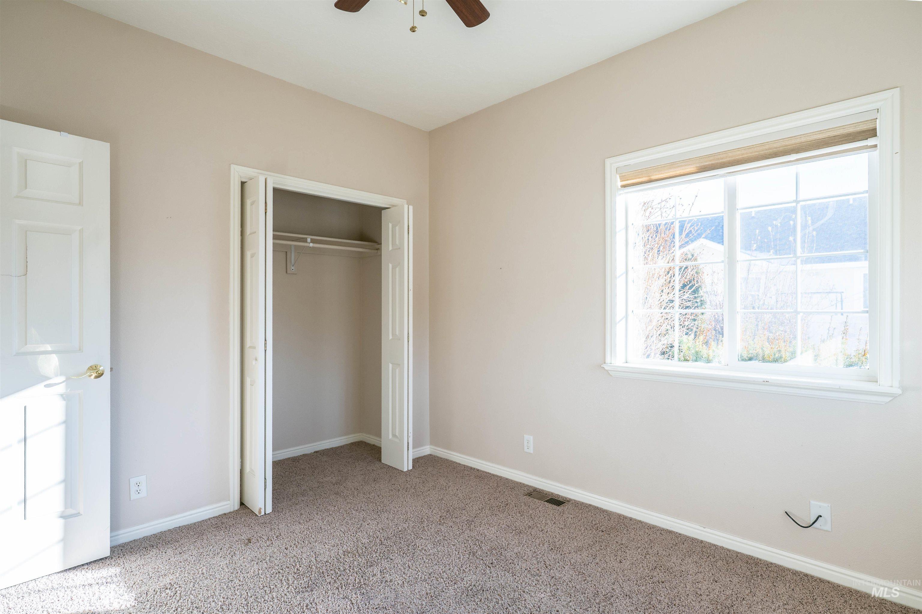 431 Pratt Pl Property Photo 24
