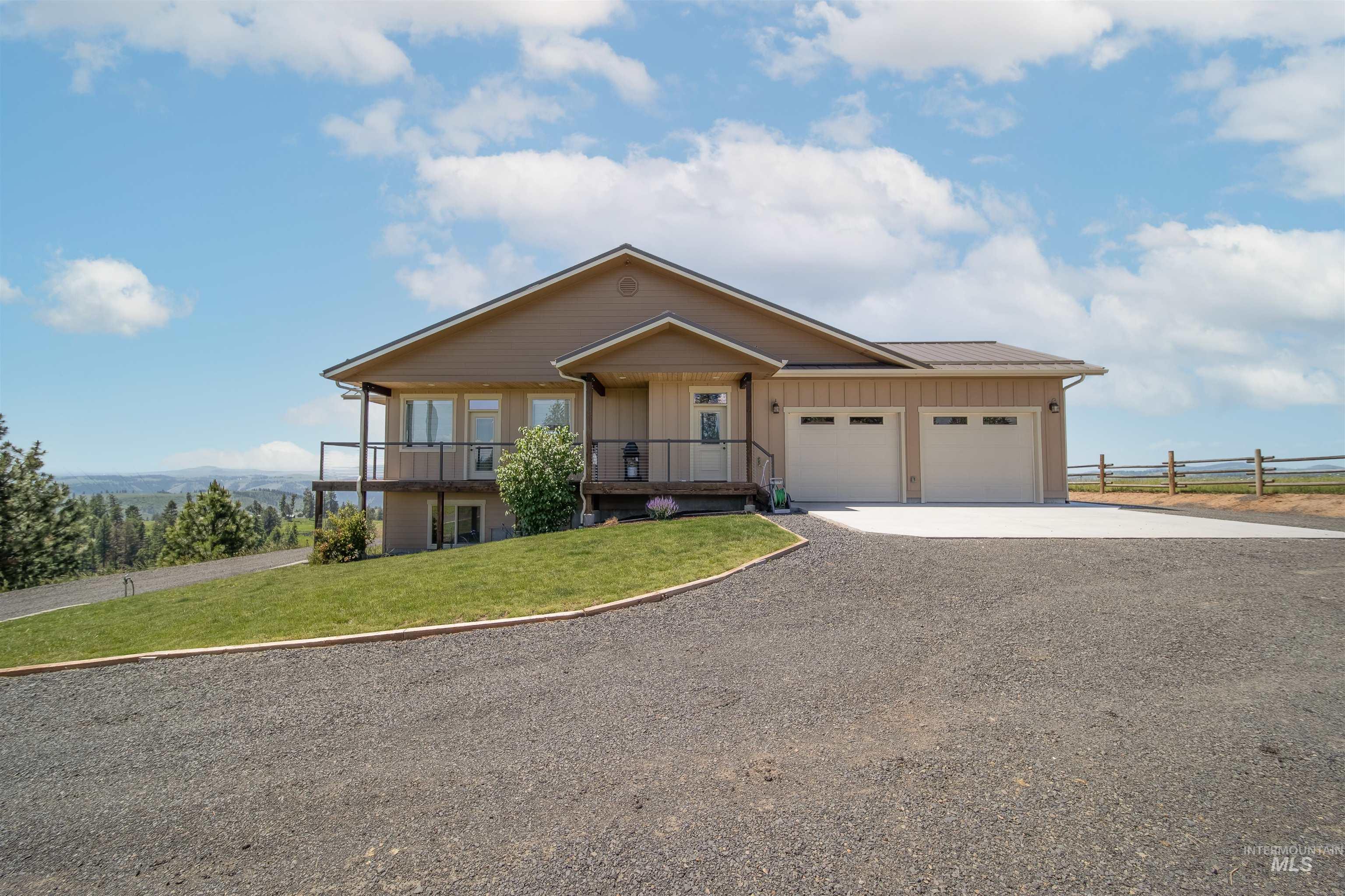 1151 Beaverslide Rd Property Photo 1