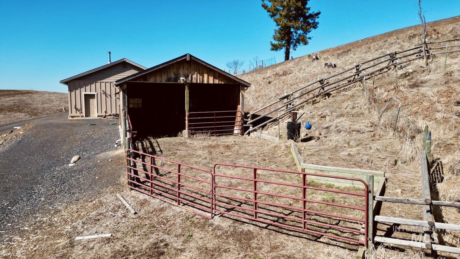 1151 Beaverslide Rd Property Photo 44