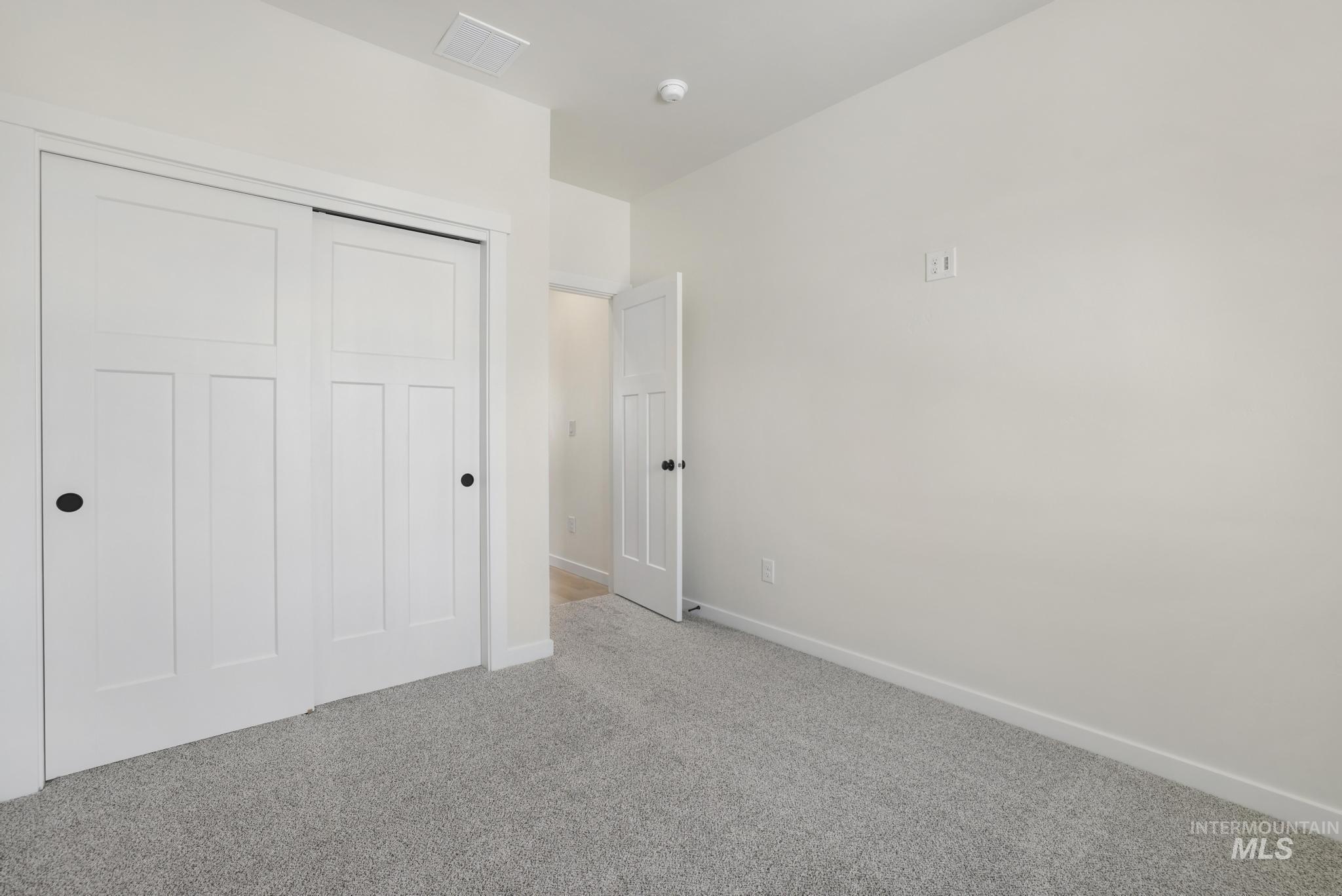2014 Regan St Property Photo 21