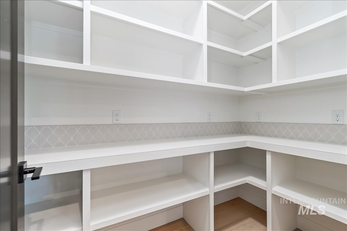 3506 N Templeton Way Property Photo 19