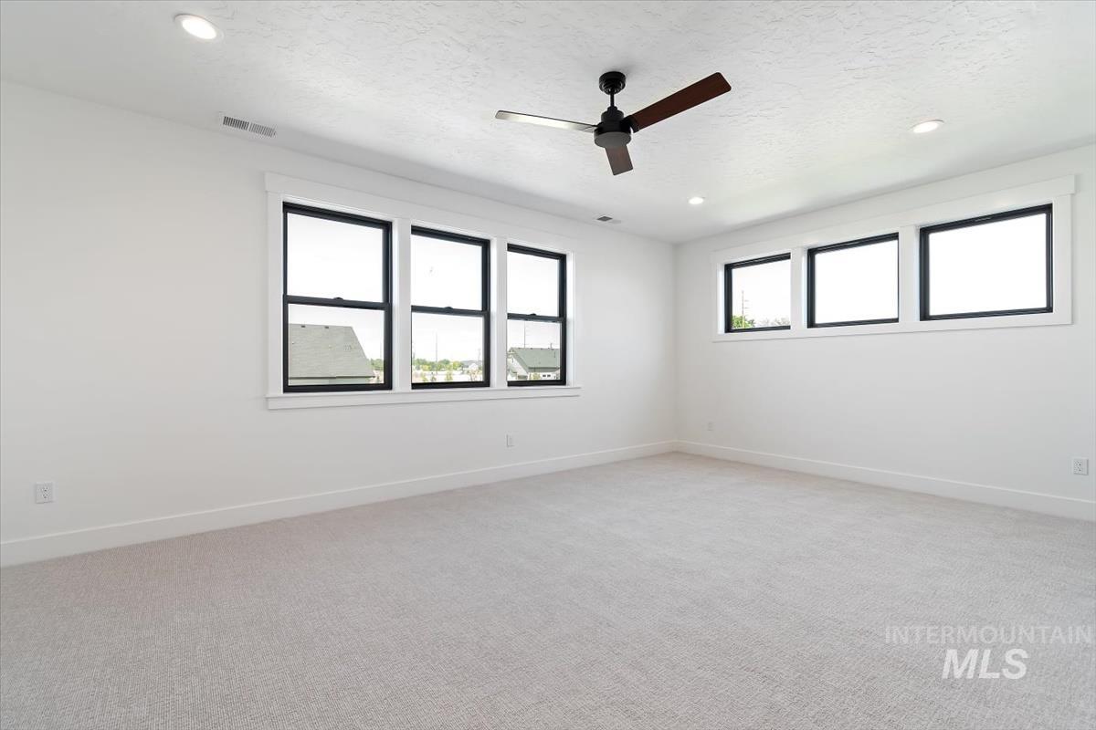 3506 N Templeton Way Property Photo 37